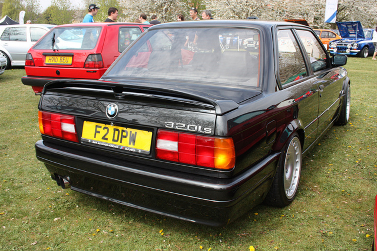 1989 BMW 320iS E30 | Flickr - Photo Sharing!