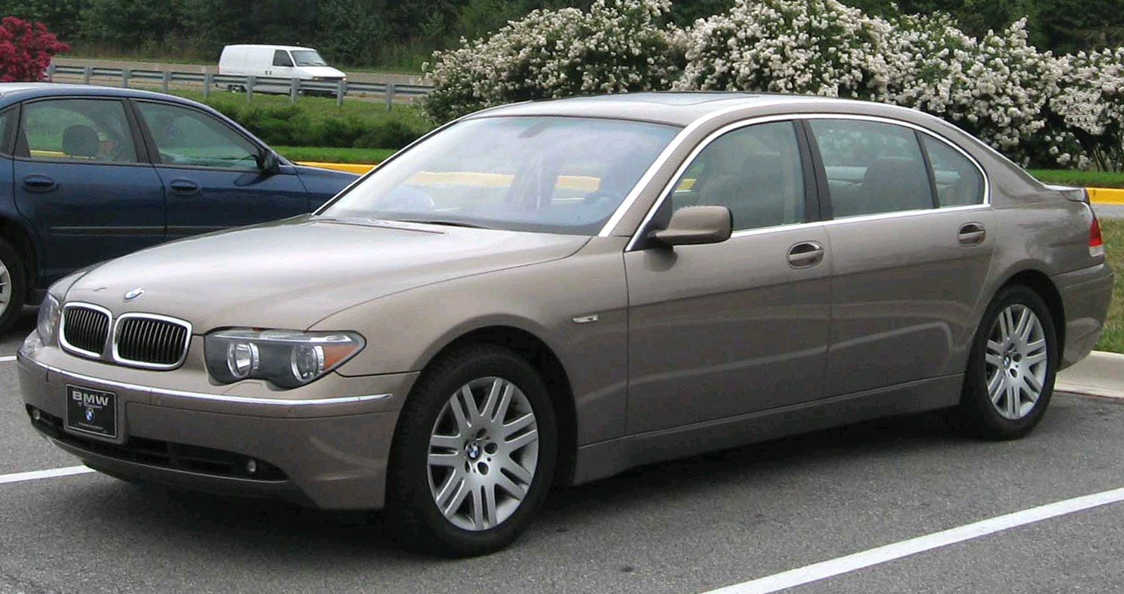 File:03-05 BMW 745Li.jpg - Wikimedia Commons
