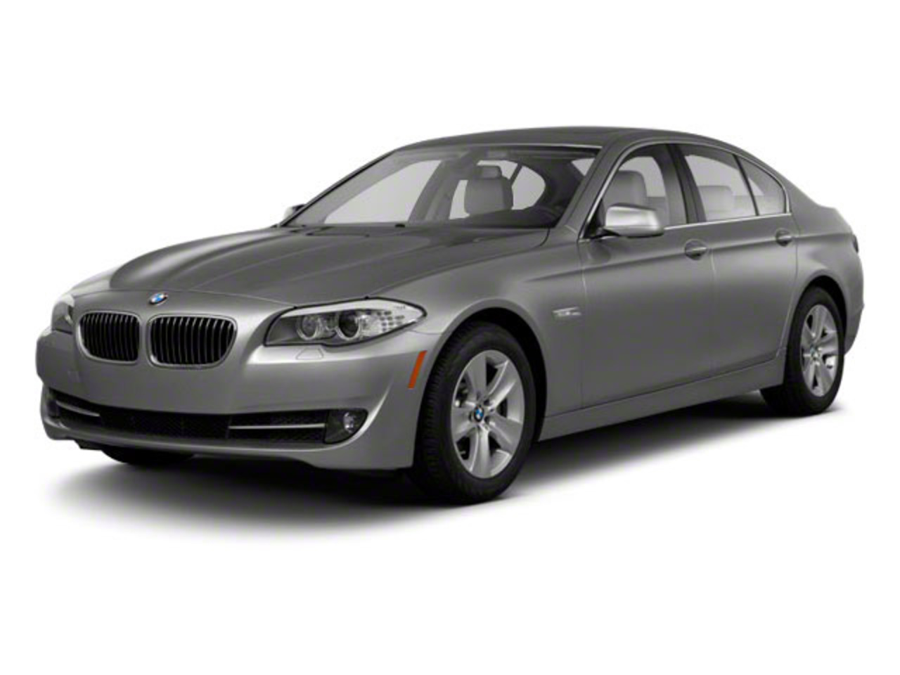 BMW 528 guide: 2013 BMW 528i vs 528xi