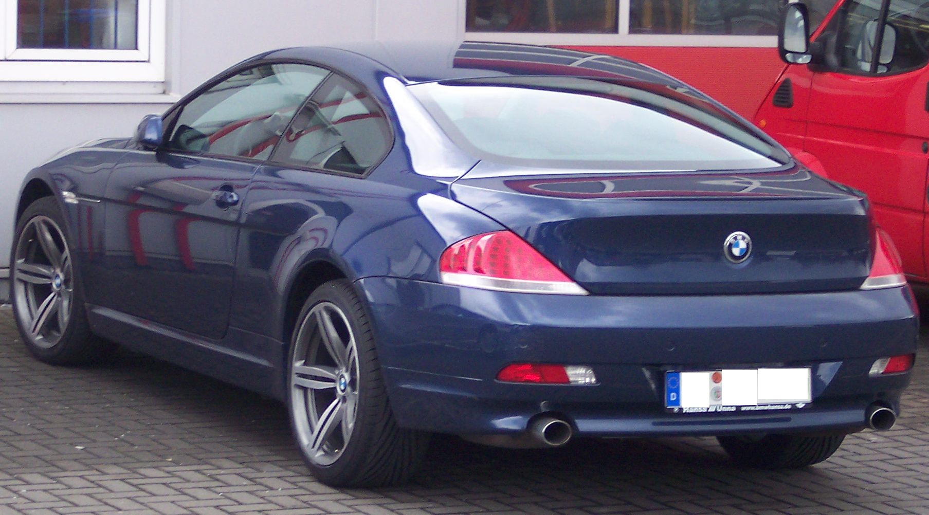 File:BMW 6er Coupe hl blue.jpg - Wikimedia Commons