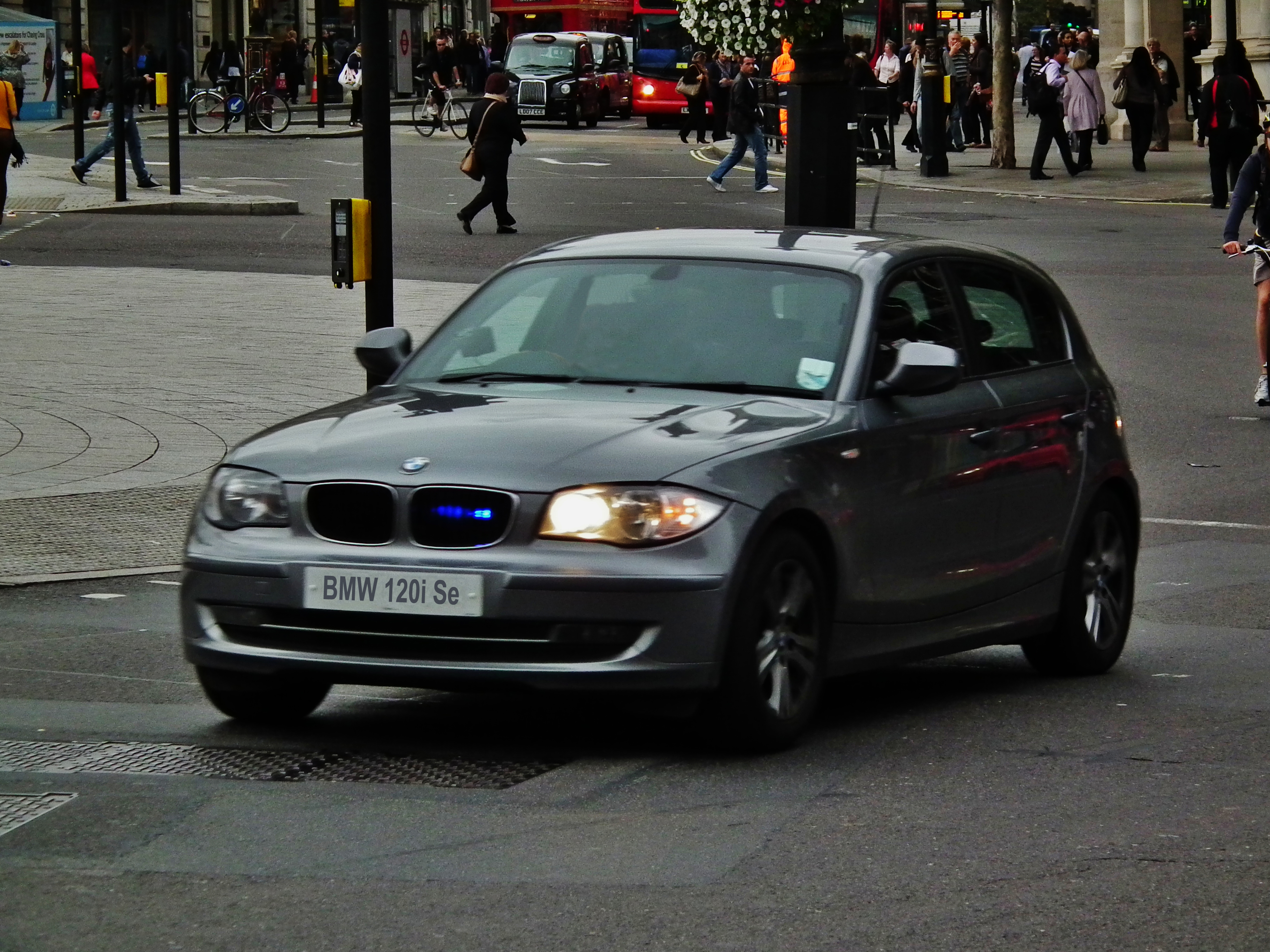 Unmarked BMW 120i SE | Flickr - Photo Sharing!