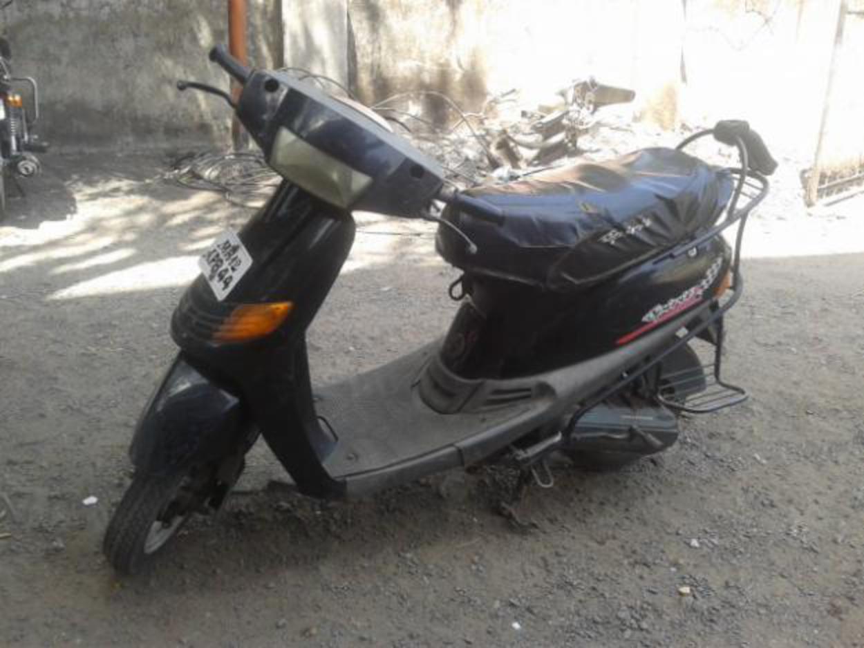 bajaj spirit only at 6000rupees - Pune - Motorcycles - Scooters