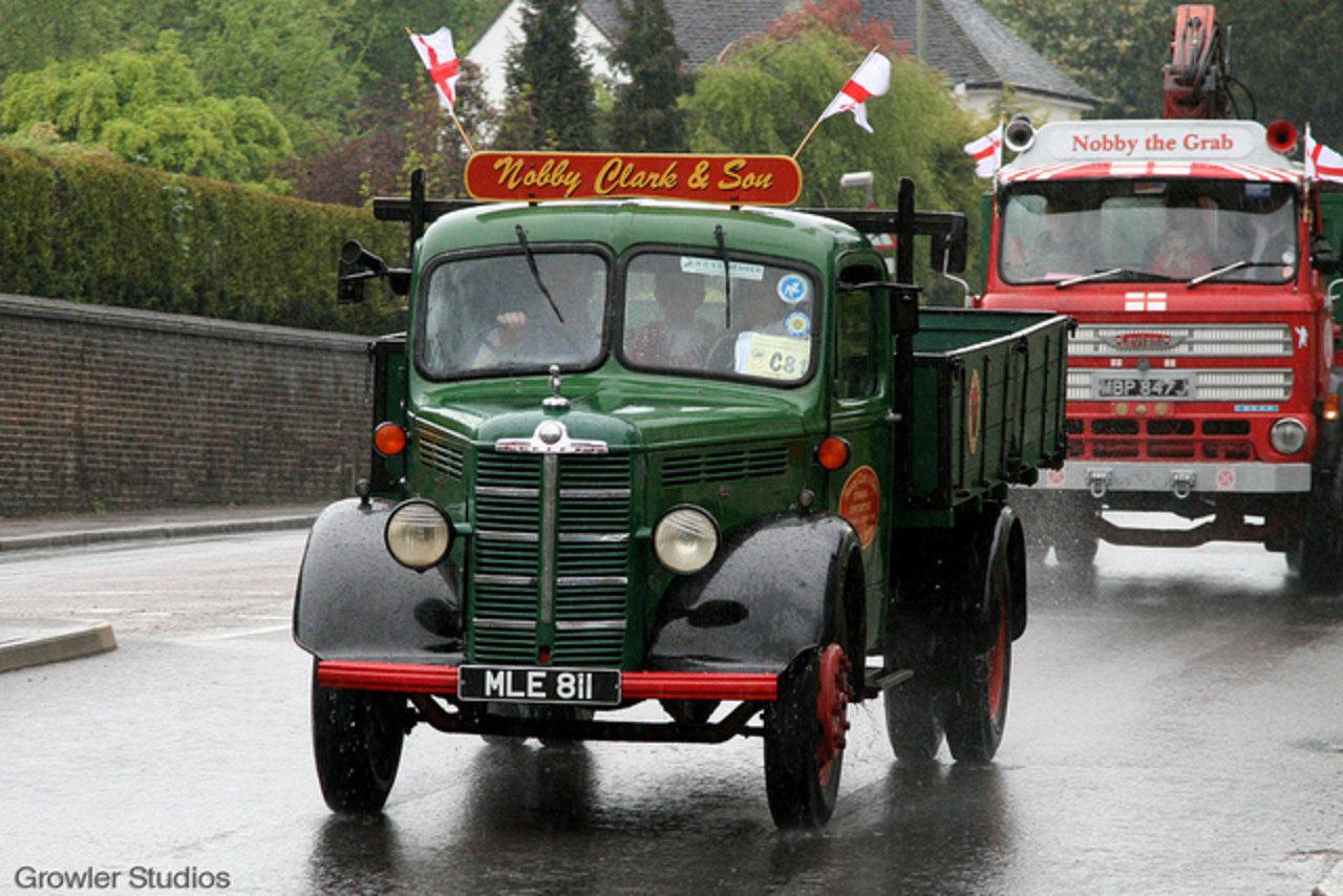 HCVS London to Brighton 2010 - 1953 Bedford M-Type Lorry (MLE 811 ...