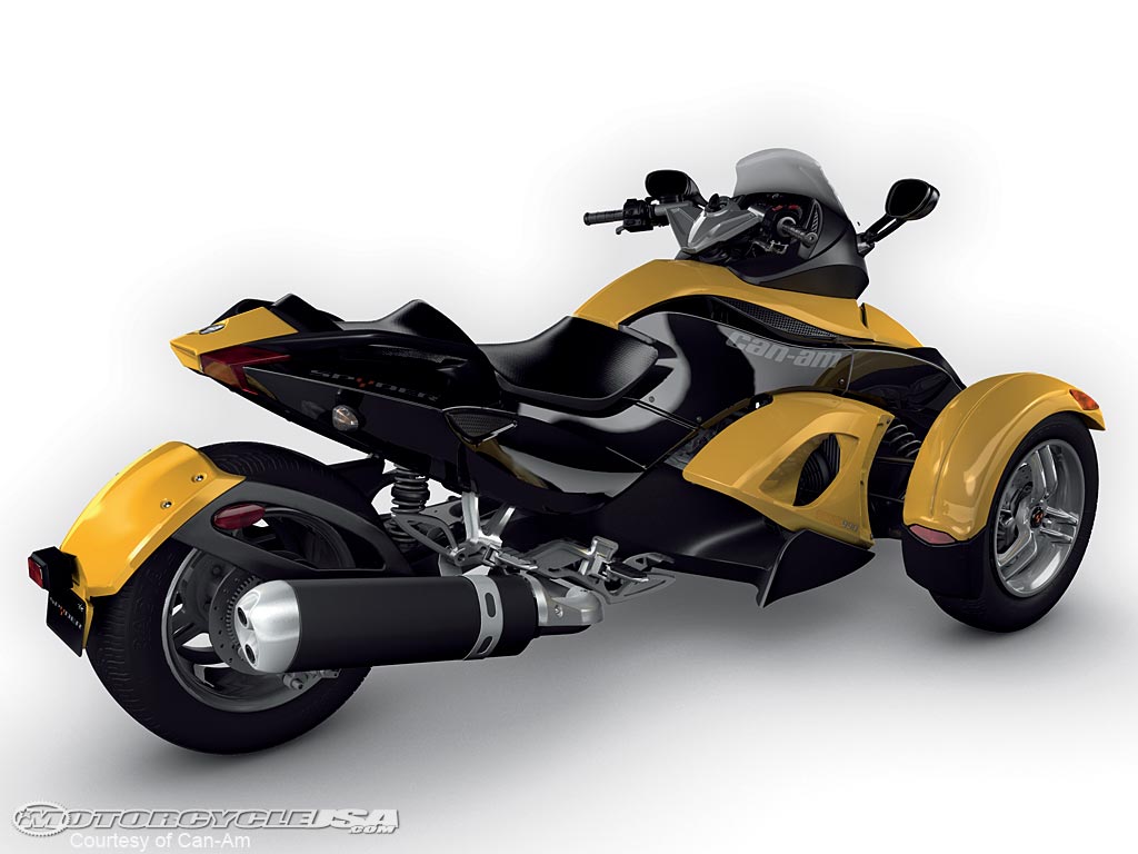 2008 Can-Am Spyder First Ride - Motorcycle USA