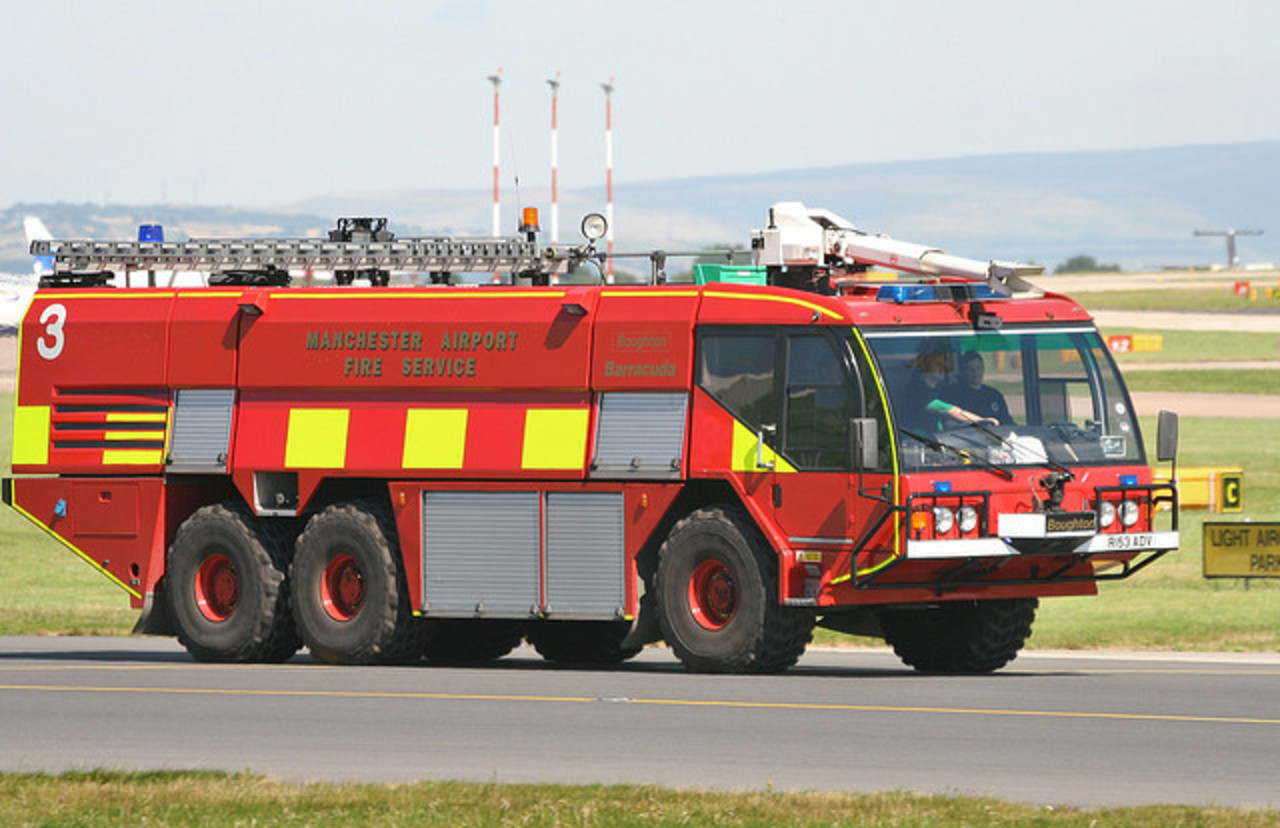 Boughton Barracuda fire appliance at Manchester Airport | Flickr ...