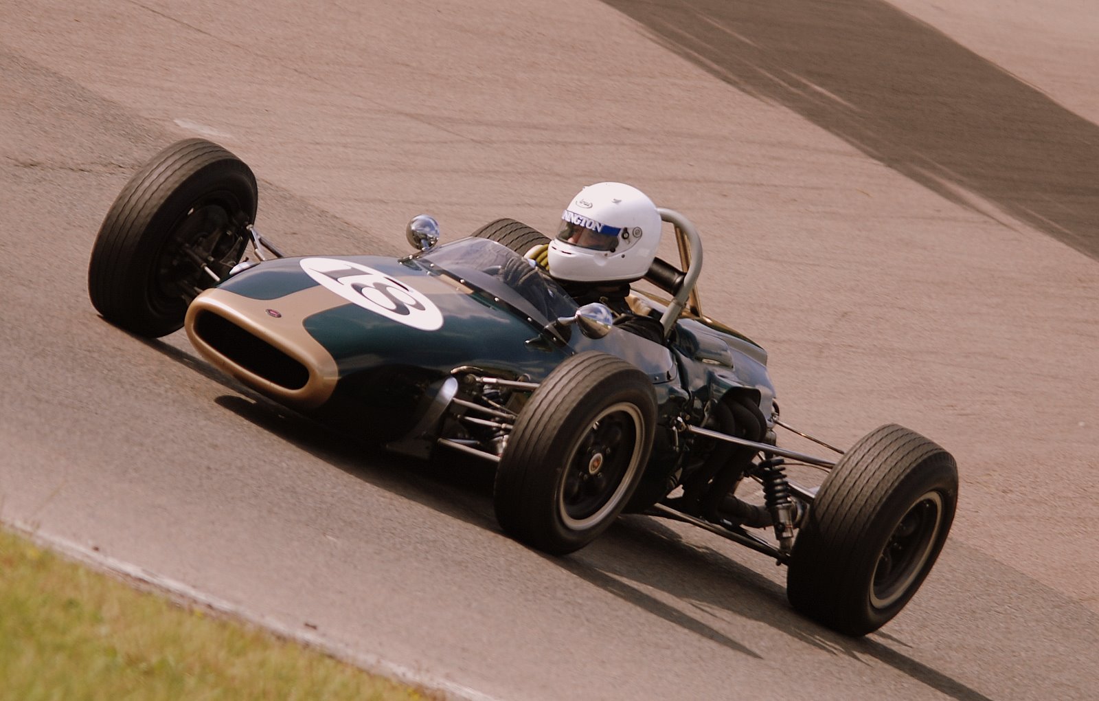 File:Brabham BT18 Mallory Park.JPG - Wikimedia Commons