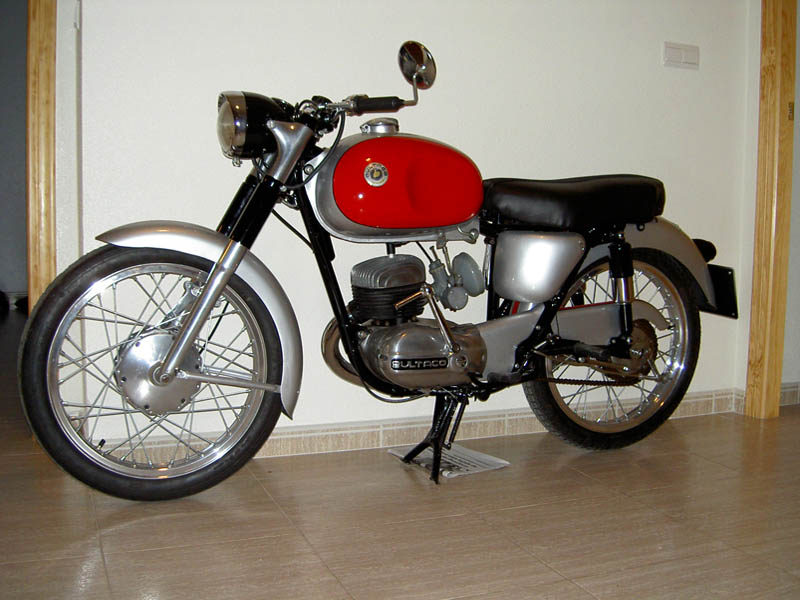 Bultaco Tralla 101 de 125cc y de 1961 | lamaneta