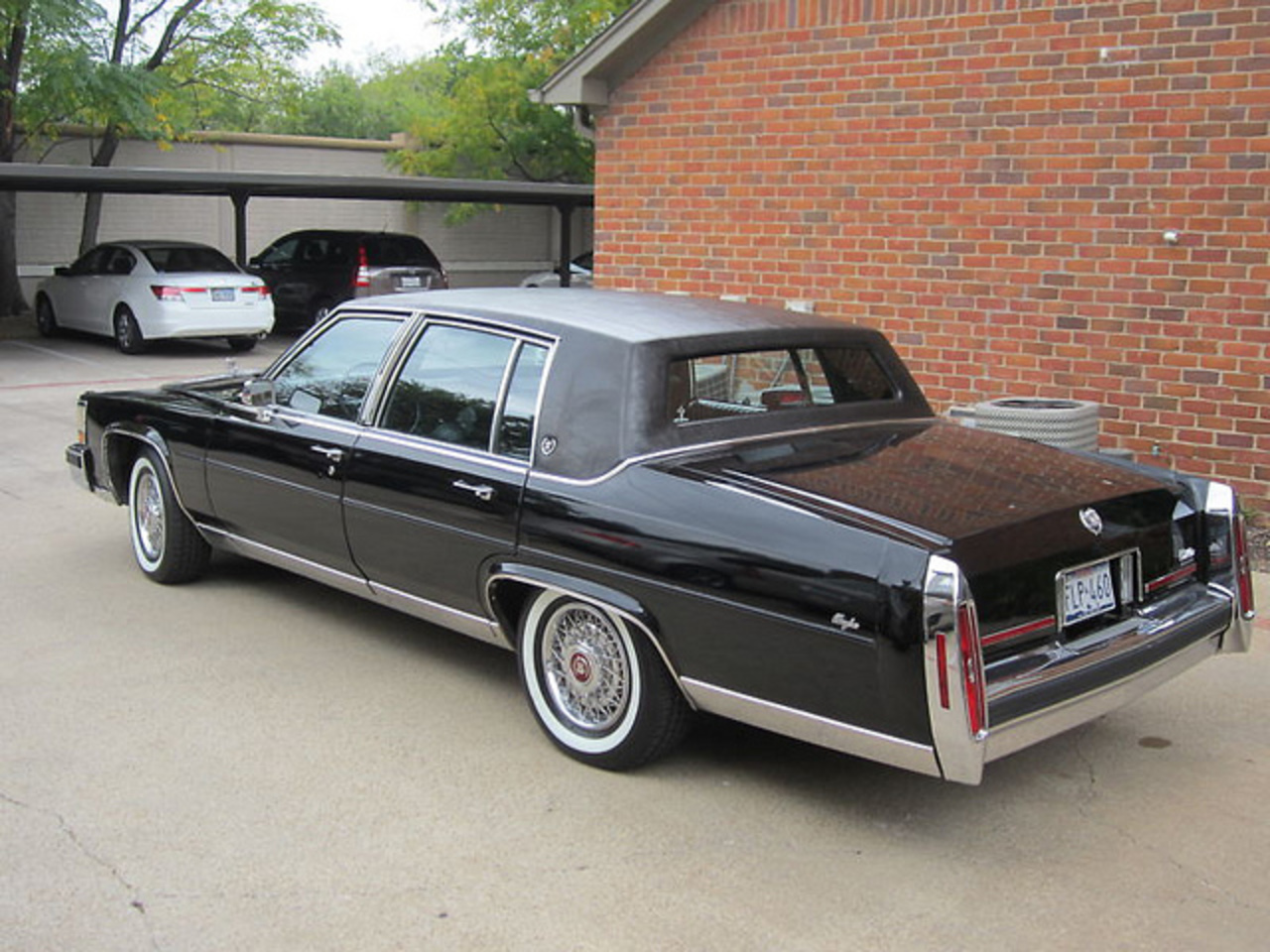 Cadillac Brougham 1989