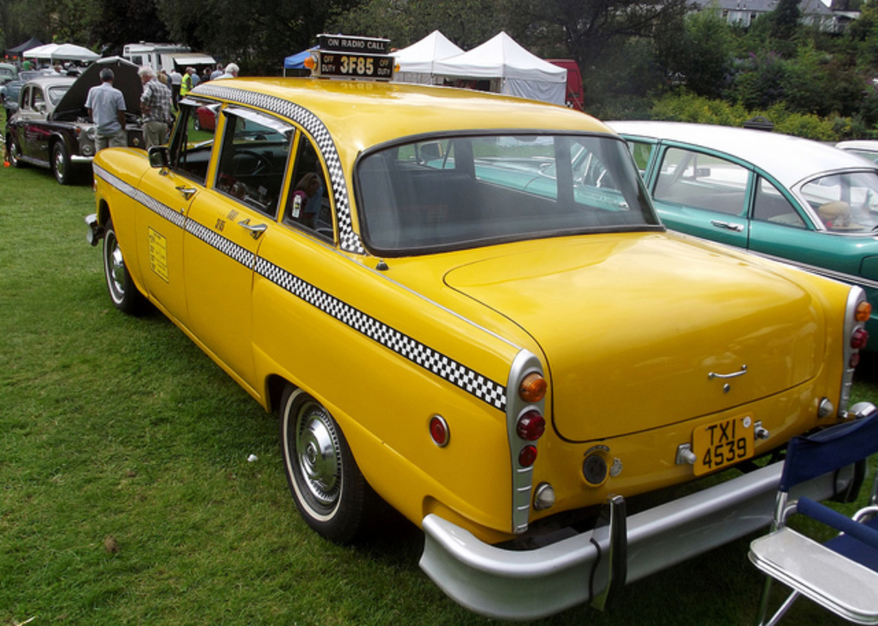 Checker Taxi Cab (rear) | Flickr - Photo Sharing!