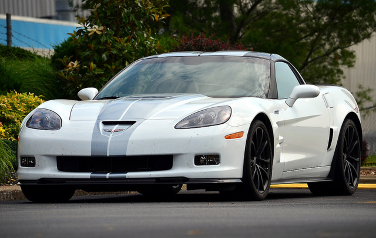 Chevrolet Corvette Лола