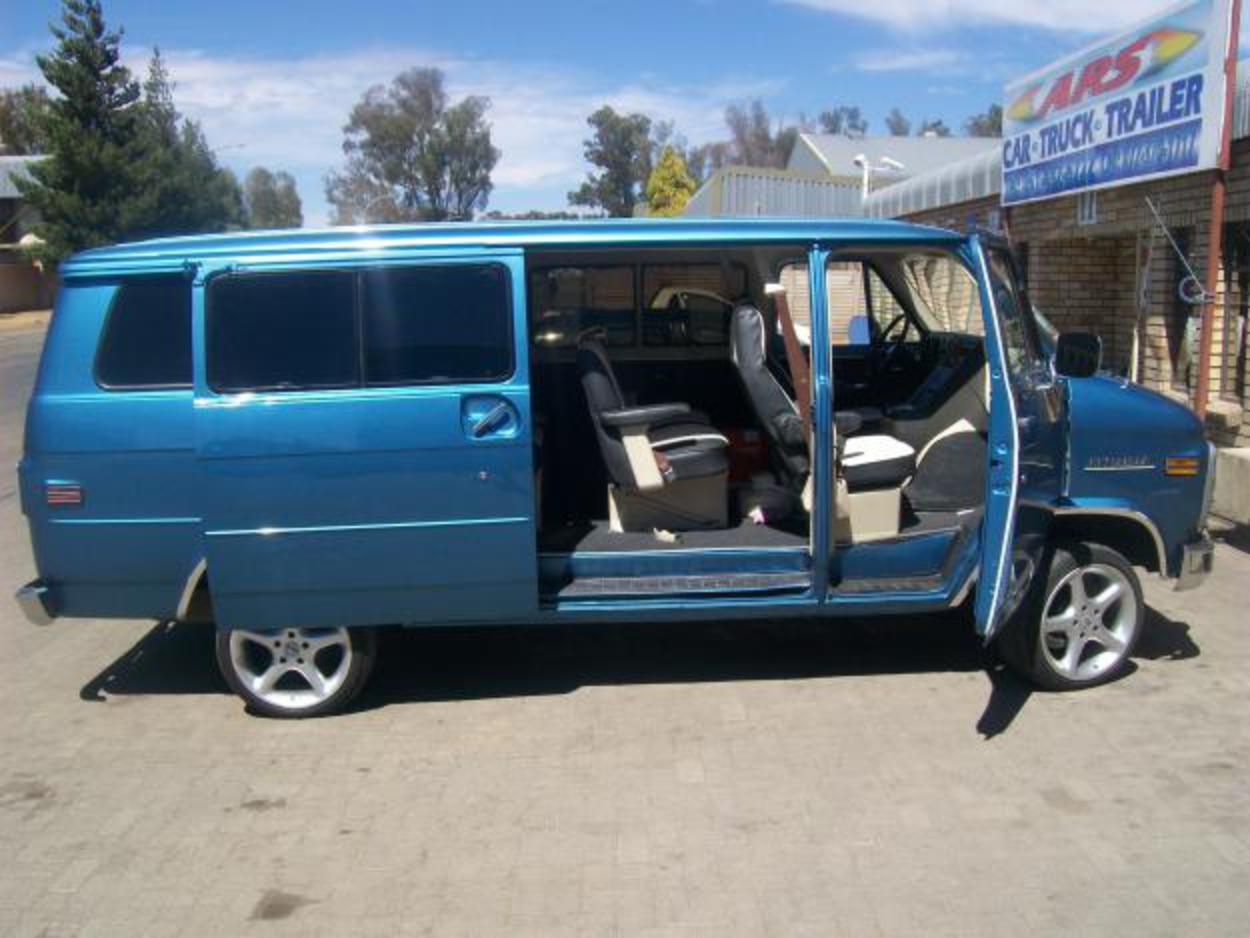Chevrolet Apache Wagon