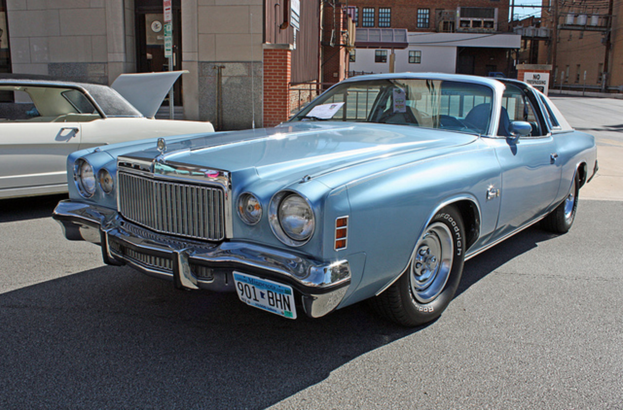 Chrysler Cordoba 1975