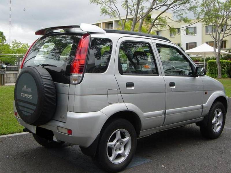 URGENT SALE: The BEST DAIHATSU TERIOS SX Silver Auto with low kms ...