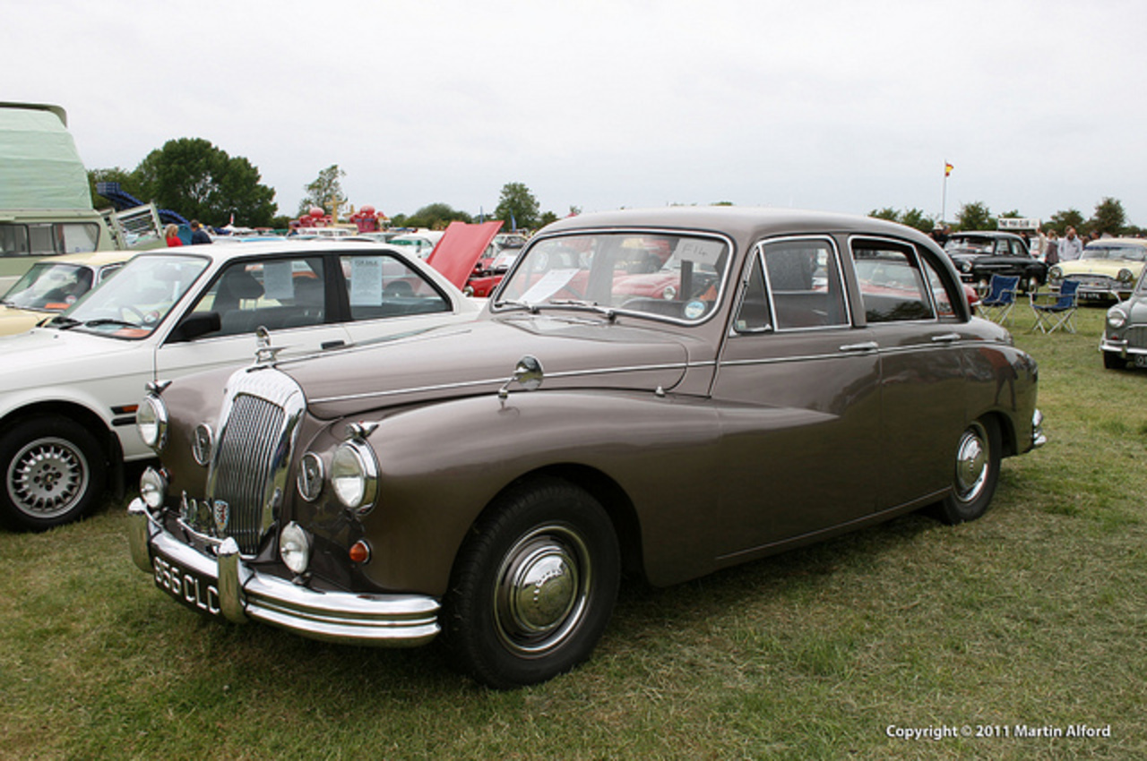 1961 Daimler Majestic Major | Flickr - Photo Sharing!