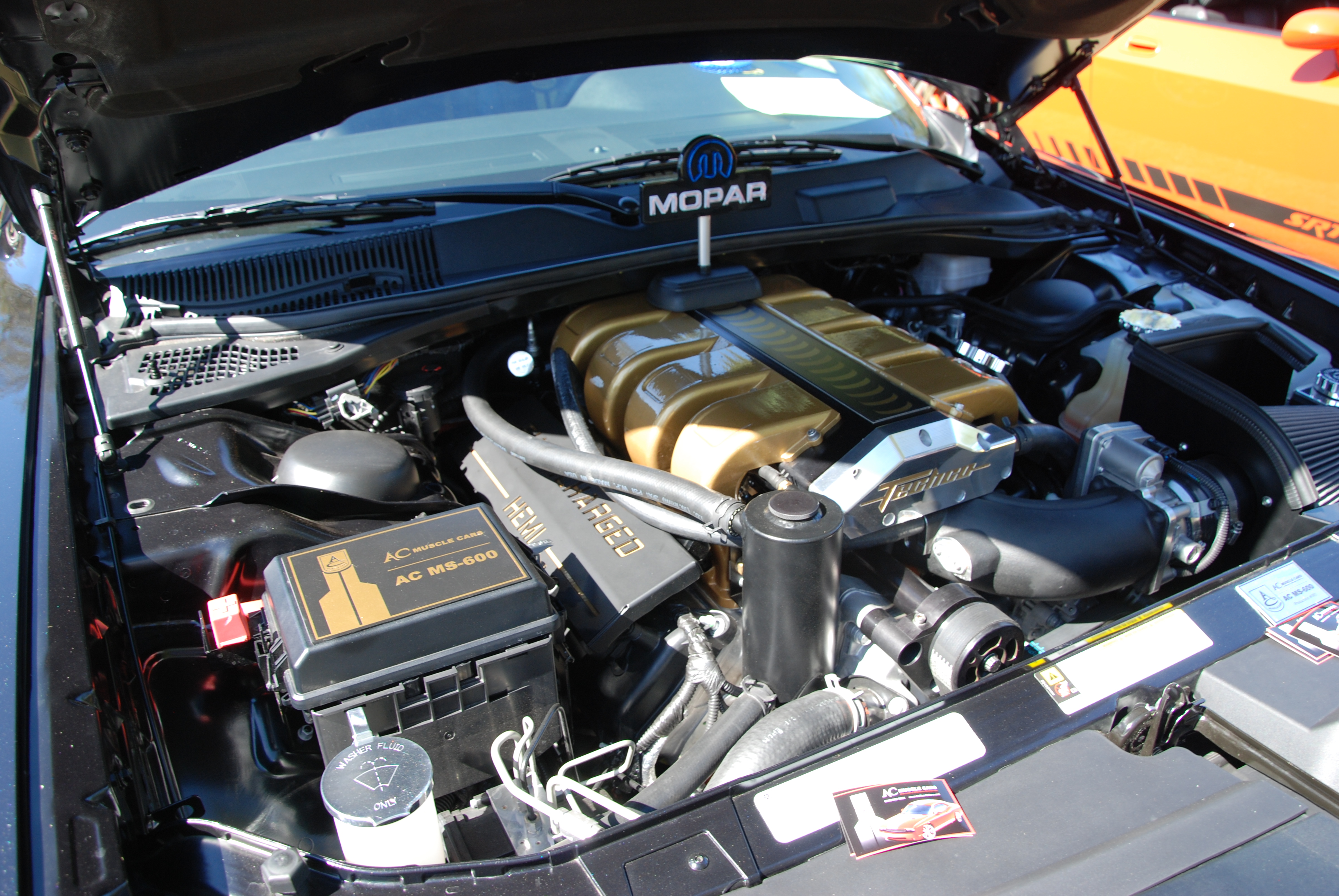 DODGE CHELLENGER ENGINE | Flickr - Photo Sharing!