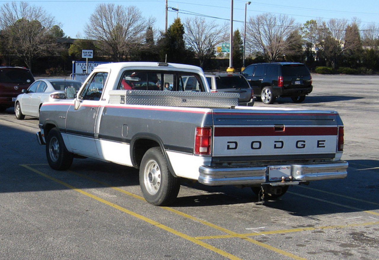 Flickr: The Dodge Trucks 1981 - 1993 Pool