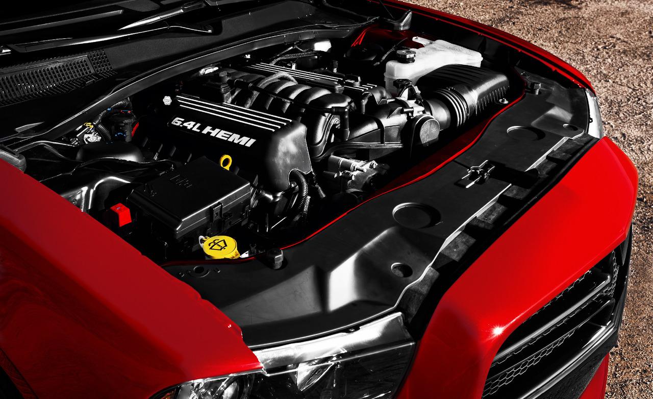 2012 Dodge Charger SRT8 6.4-liter Hemi V-8 engine photo