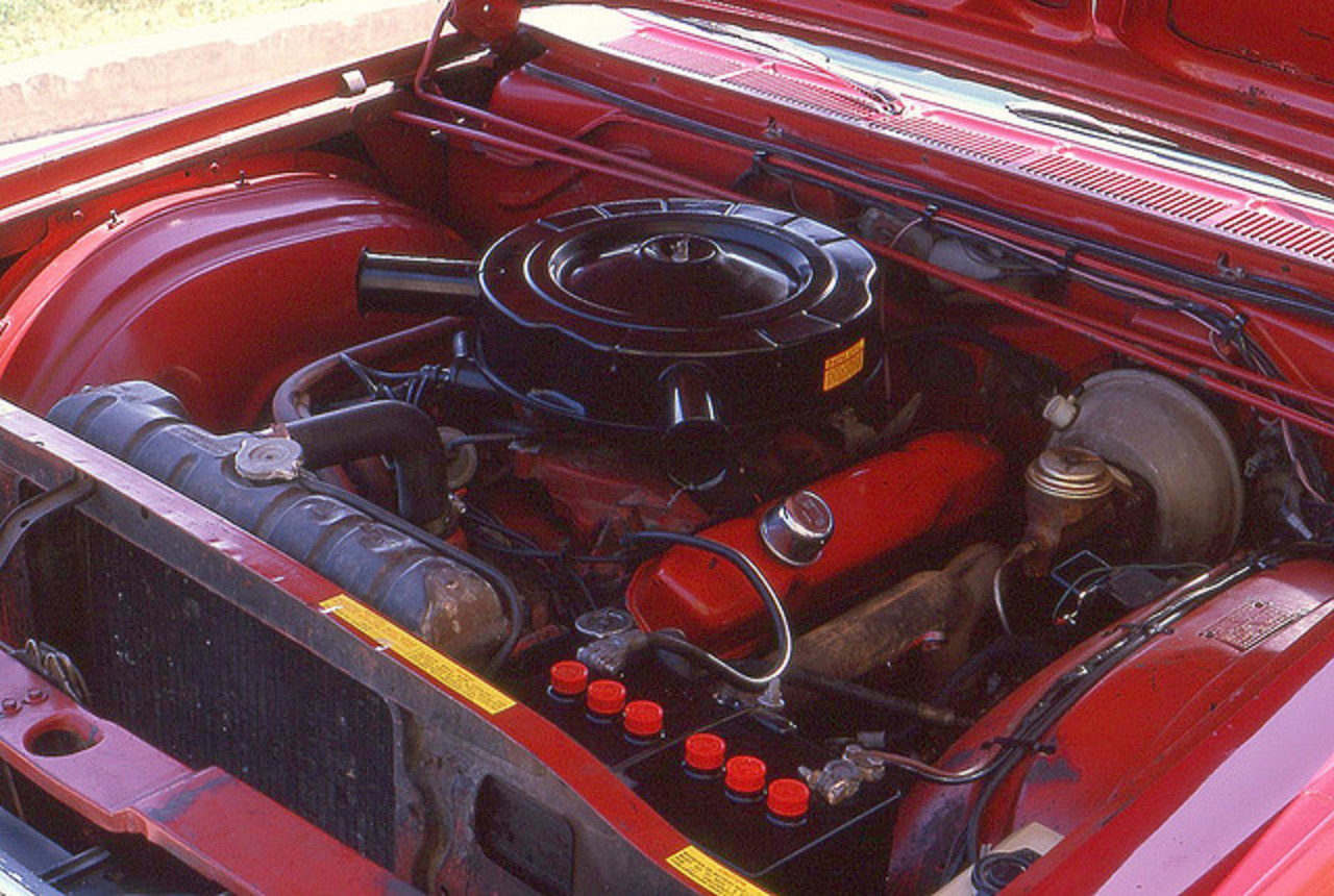 1966 Dodge Monaco 2 door hardtop (Canadian) 383 CID V8 | Flickr ...
