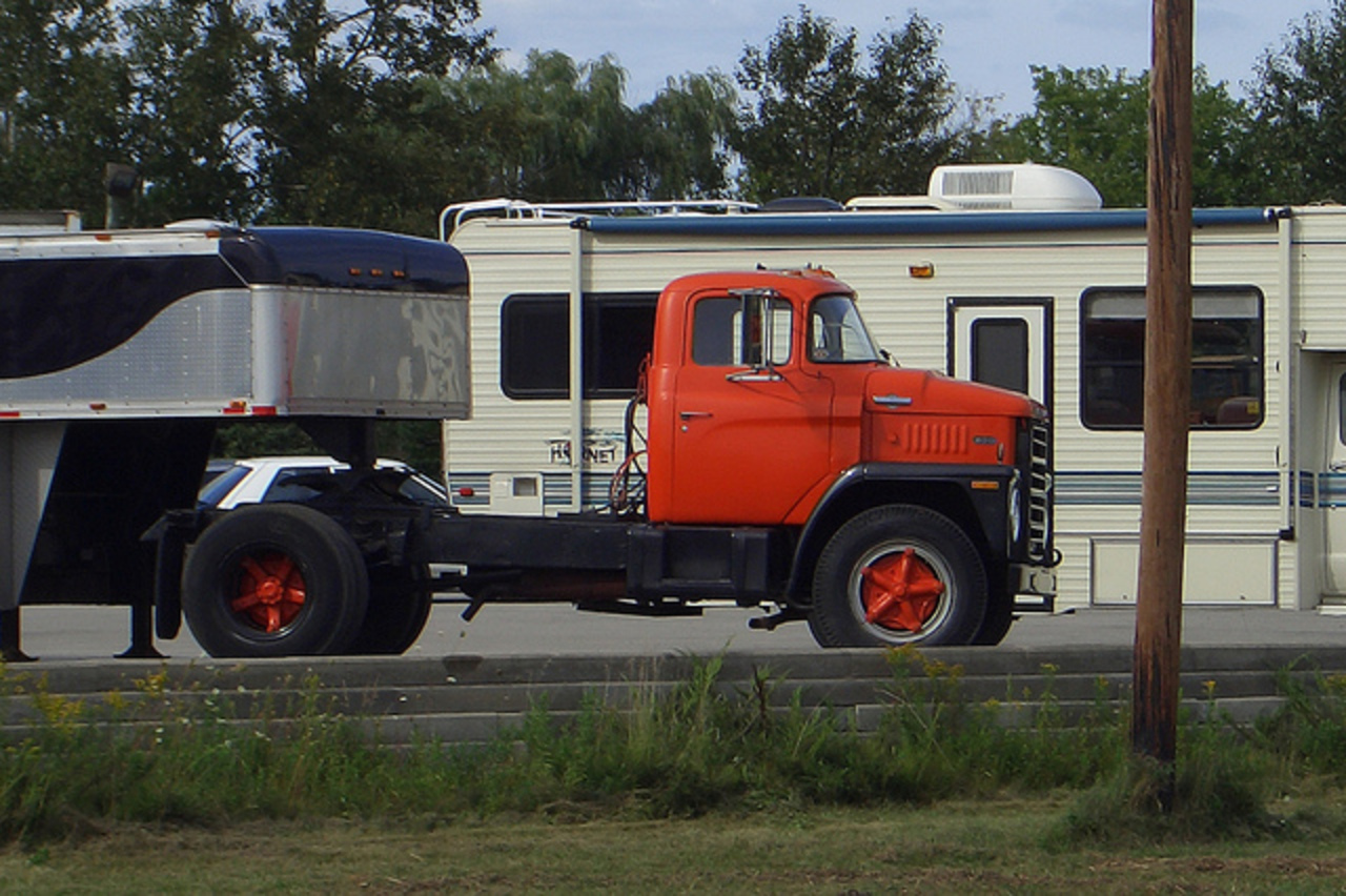Flickr: The Dodge Heavy Trucks Pool
