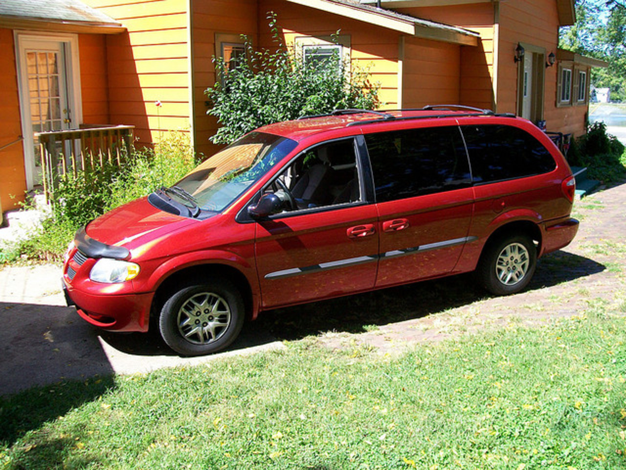2002 Dodge "Grand Caravan Sport" | Flickr - Photo Sharing!