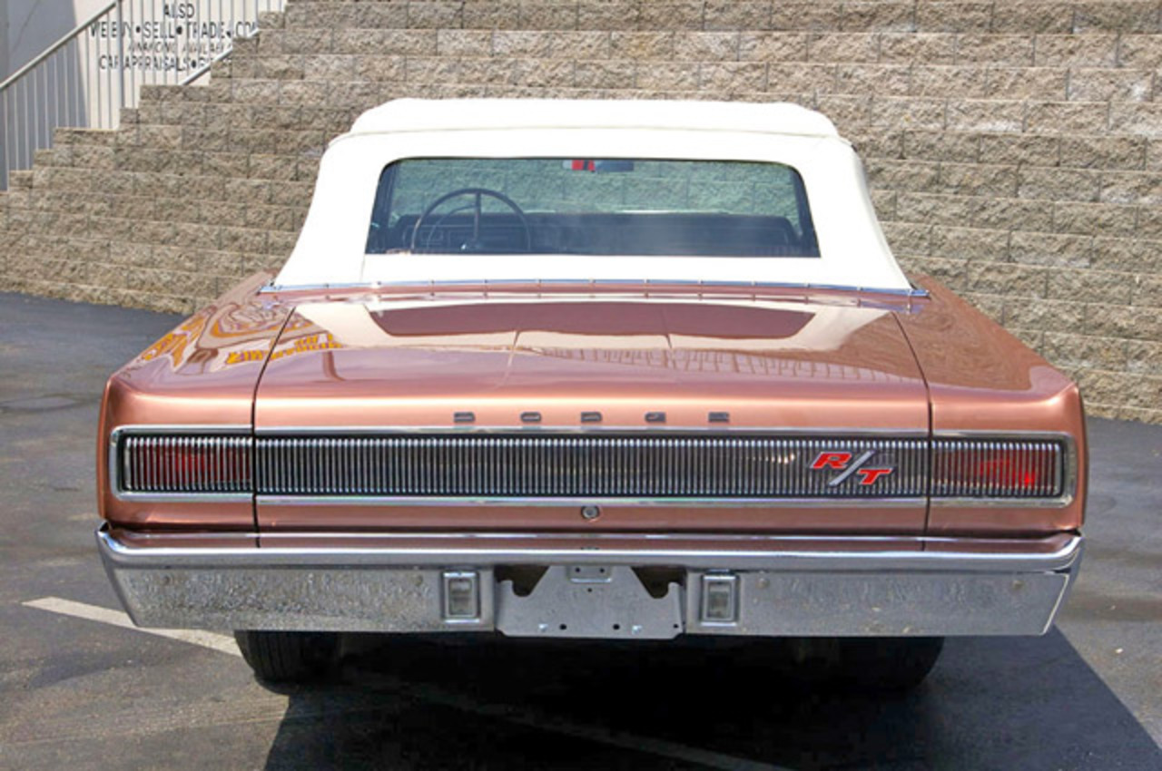 1967 Dodge Coronet R/T Convertible: Rear View