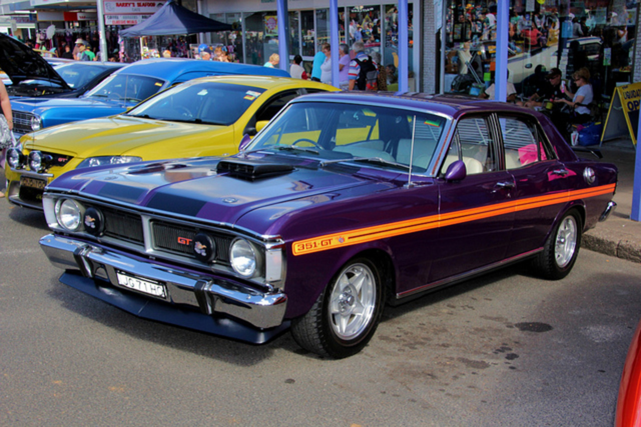 ford falcon сша