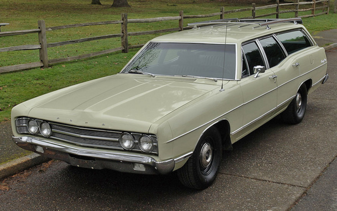 Ford Country Squire 1969