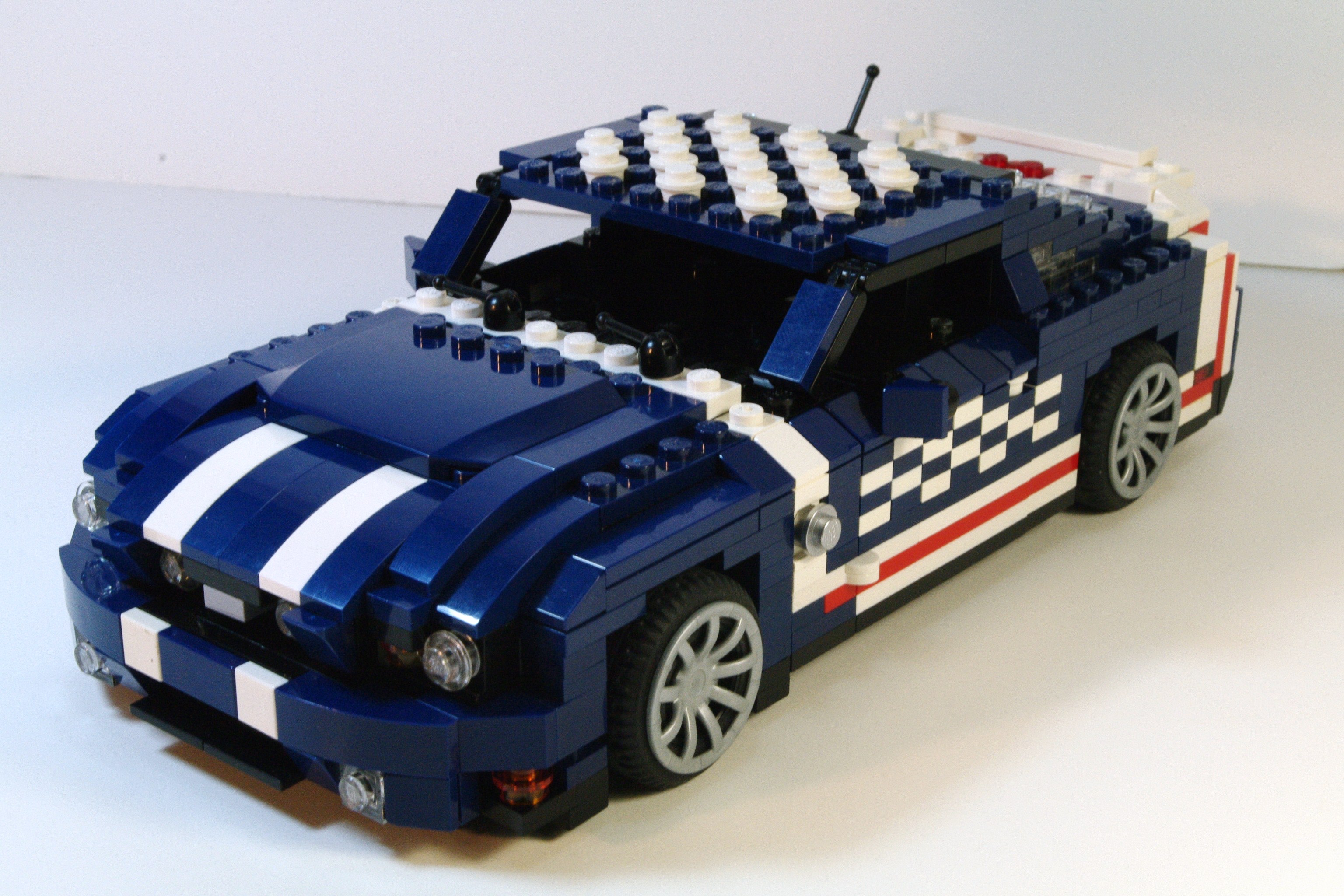 2016 Ford GT & 1966 Ford GT40 | LEGO Shop