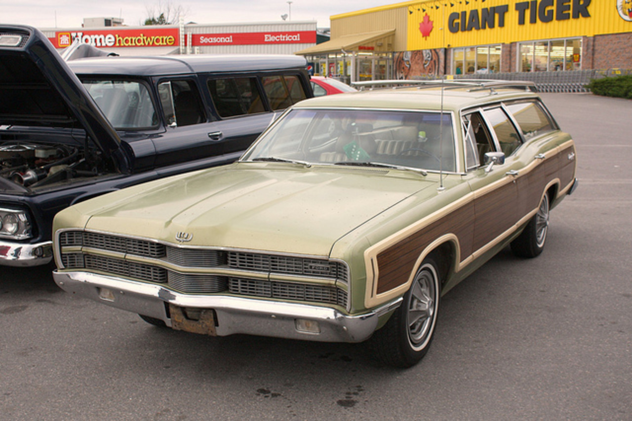 1969 ford country squire for sale