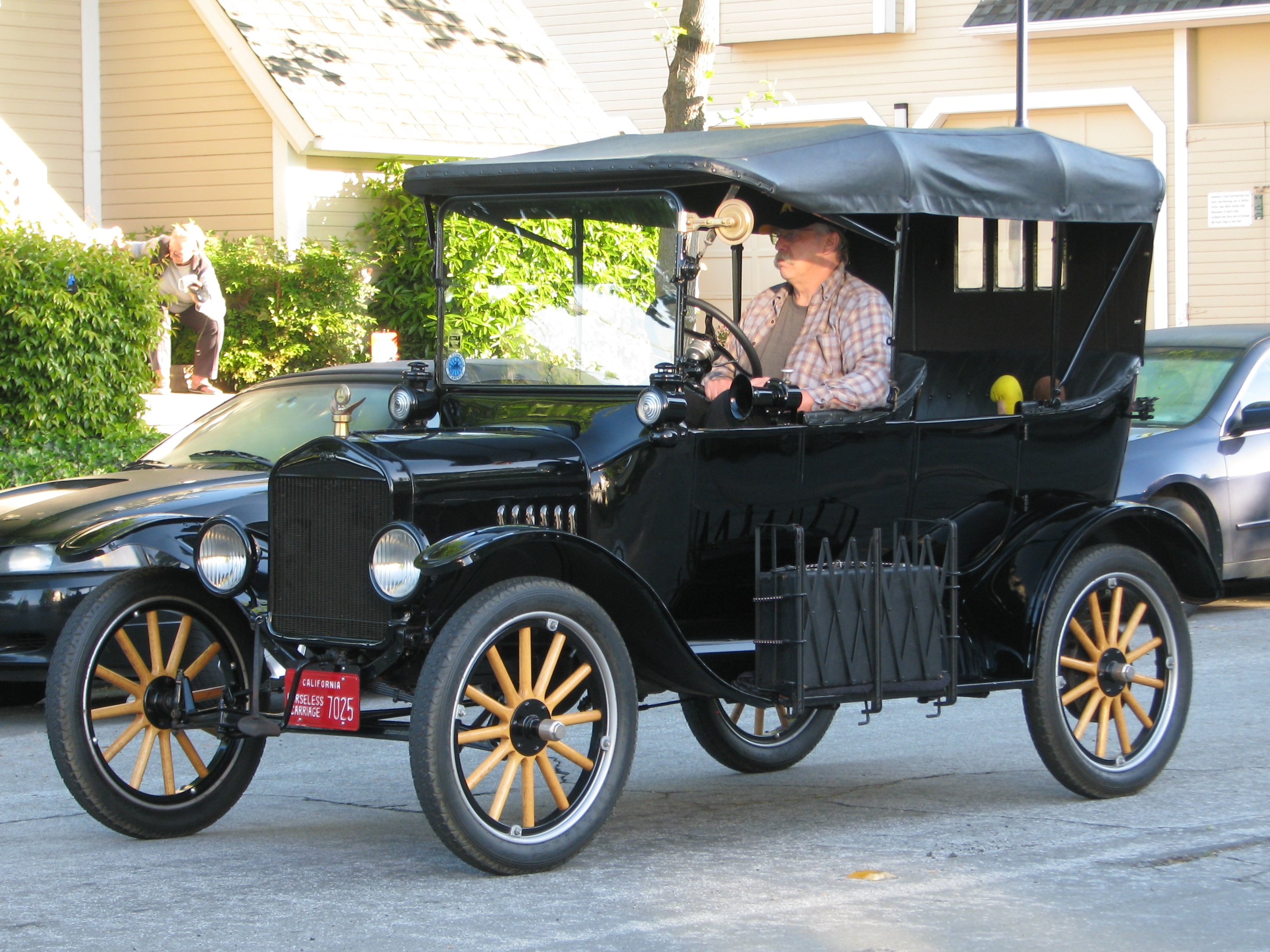 Форд т 4 Door 1920