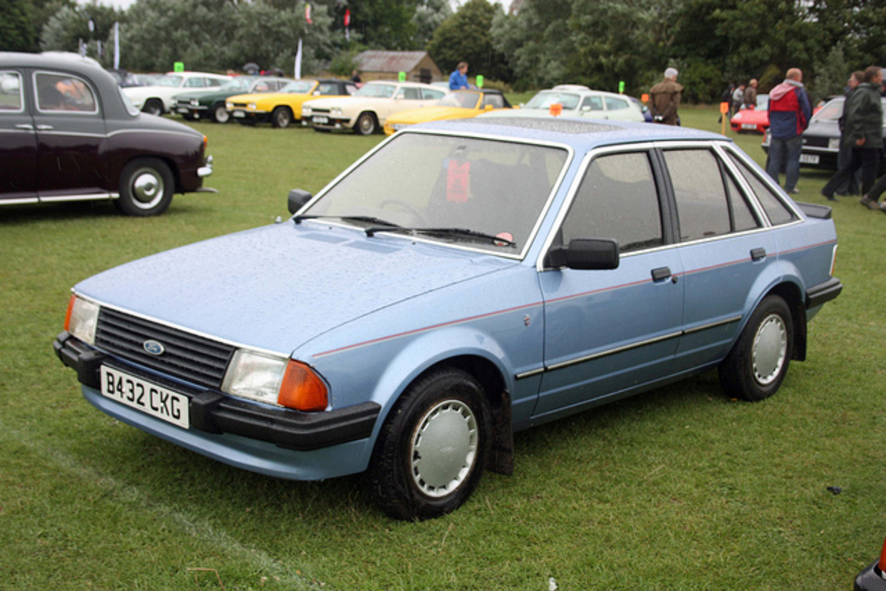 ford escort 1 6