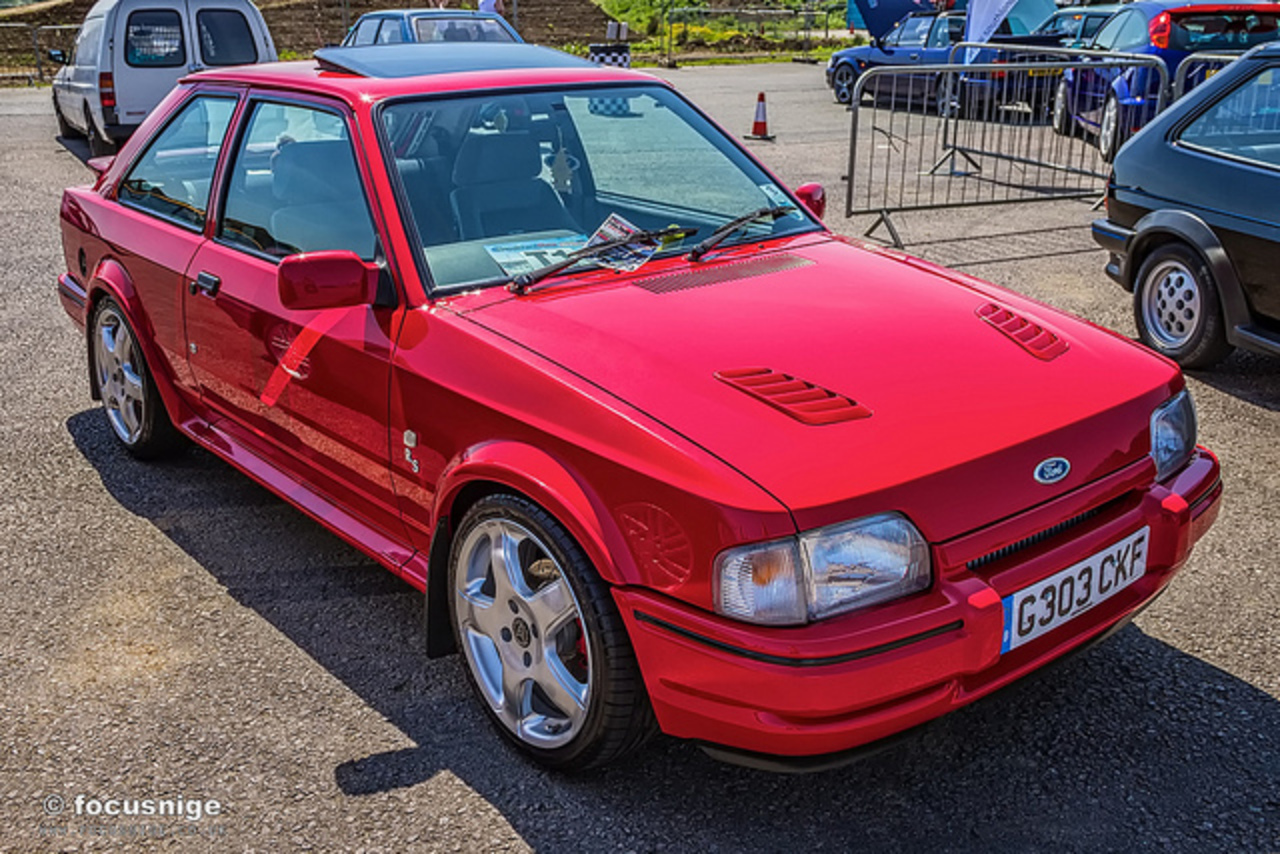 Topworldauto Photos Of Ford Escort Rs Turbo Photo Galleries