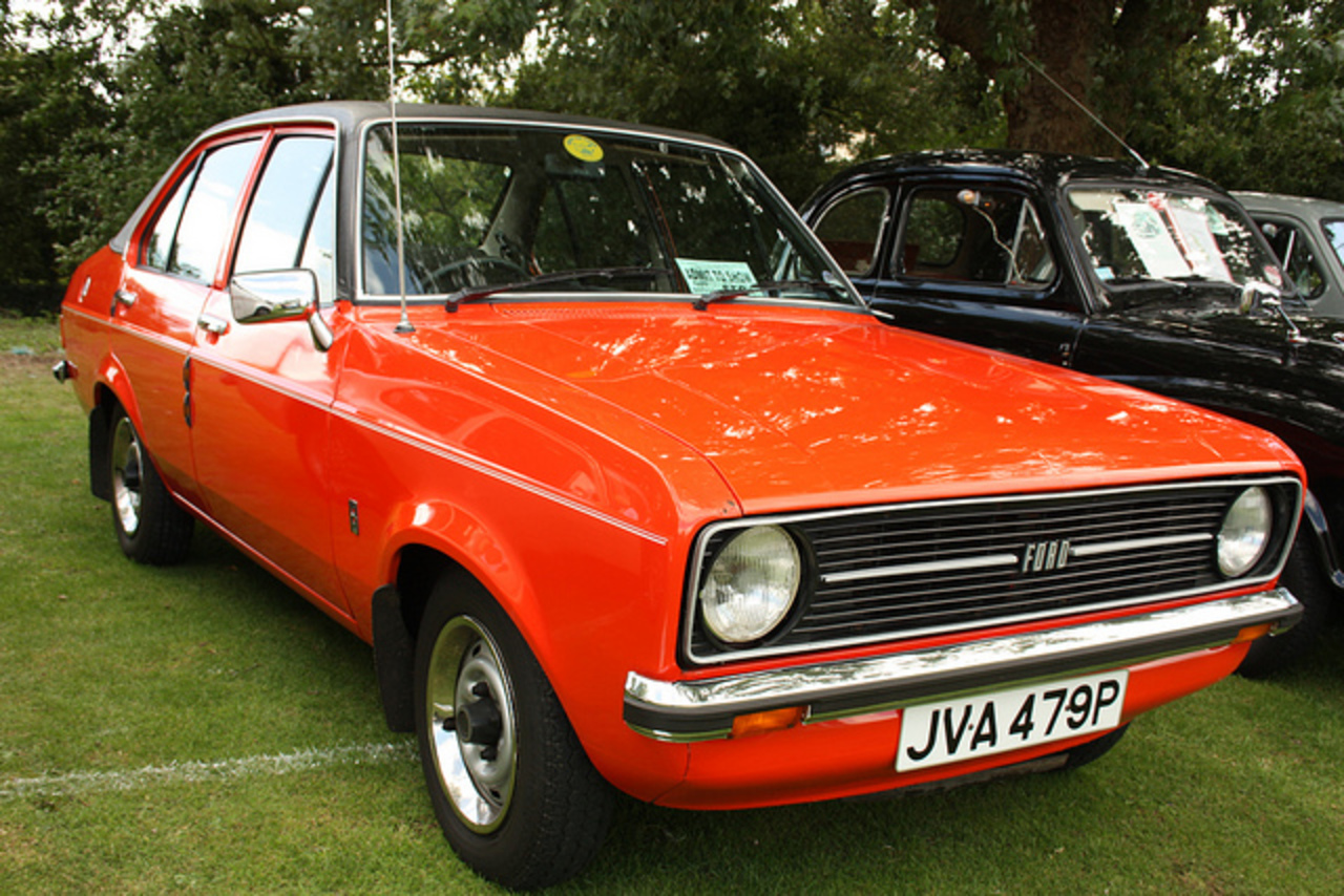 Продам форд. Ford Europe 1965. Kia 1975 года. Форд 1975 года выпуска. Форд,эскорт 60 года,фото.