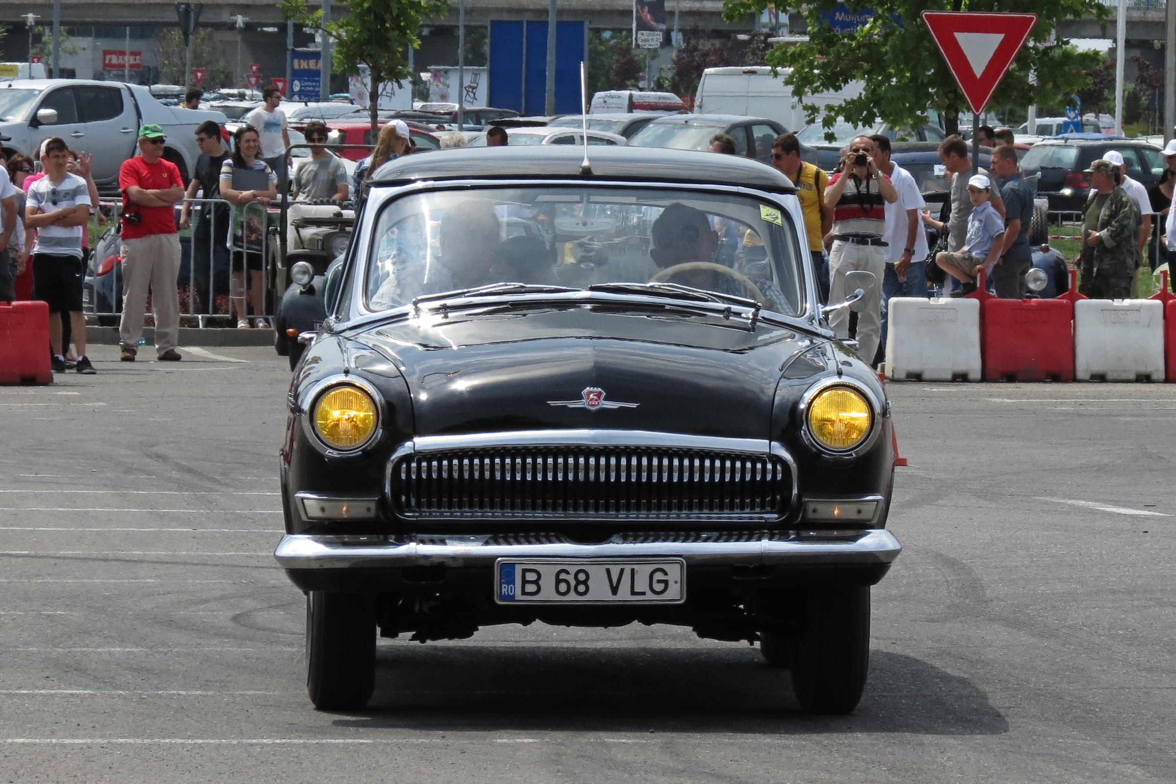 GAZ-21 Volga (AP4M1902) | Flickr - Photo Sharing!