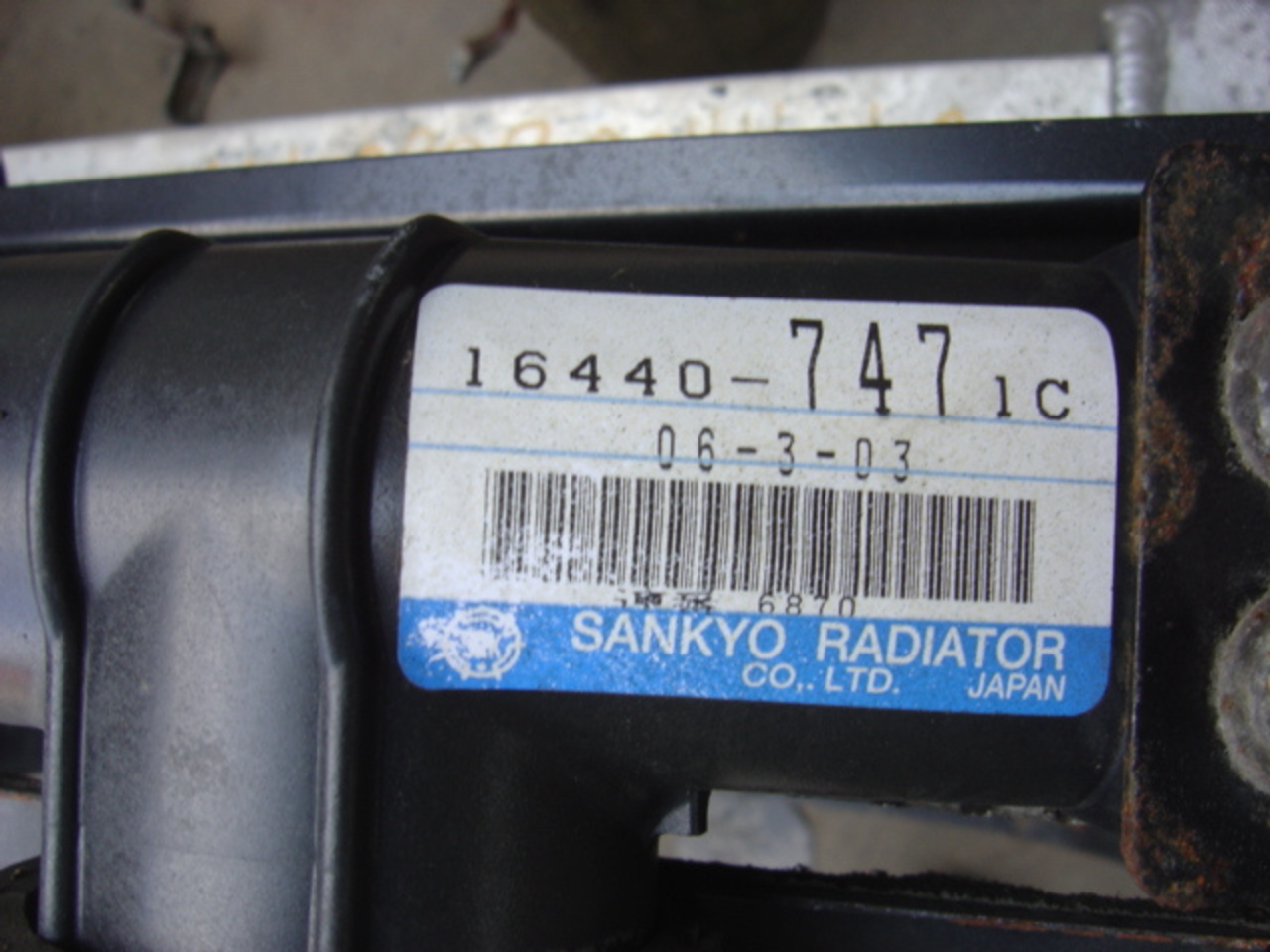 Hino Radiator SG Automatic Transmission J08C Engine 2004 | Flickr ...