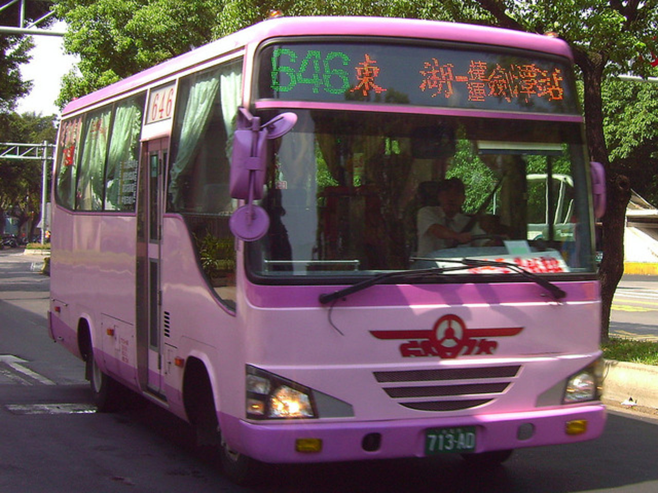 Buses in Taiwan - a set on Flickr