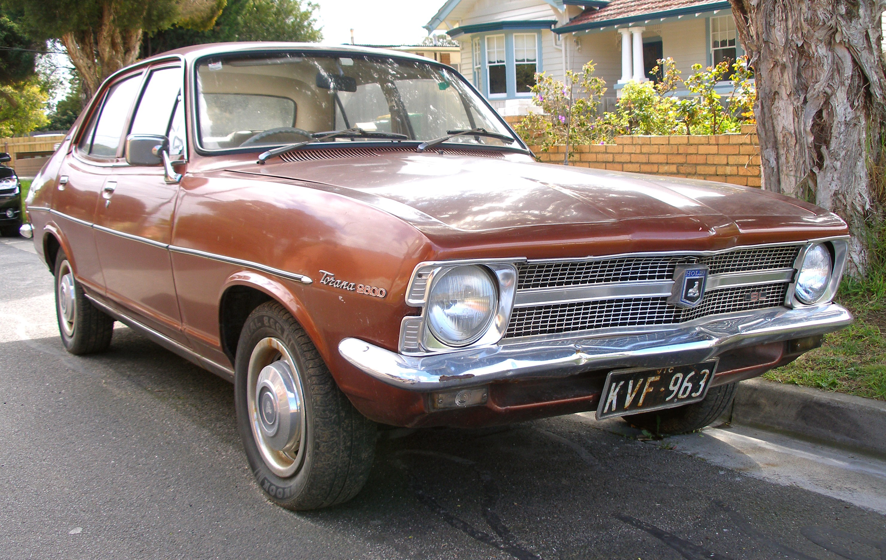 File:1969-1972 Holden LC Torana sedan 01.jpg - Wikimedia Commons