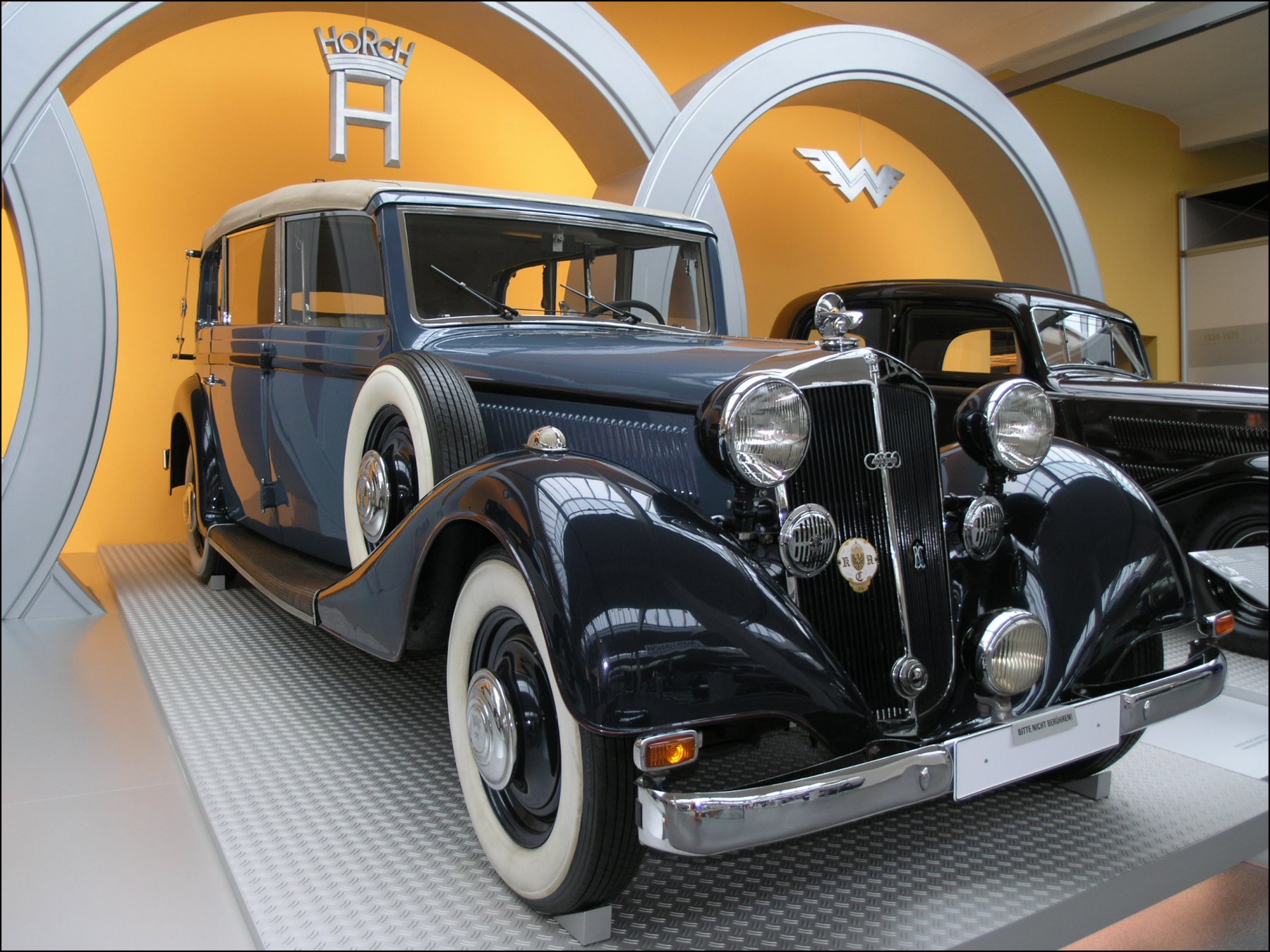 Horch 830bl