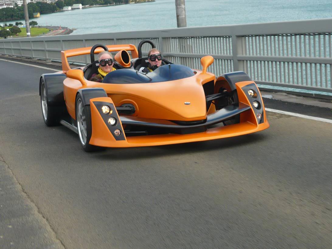 Caparo t1 Police