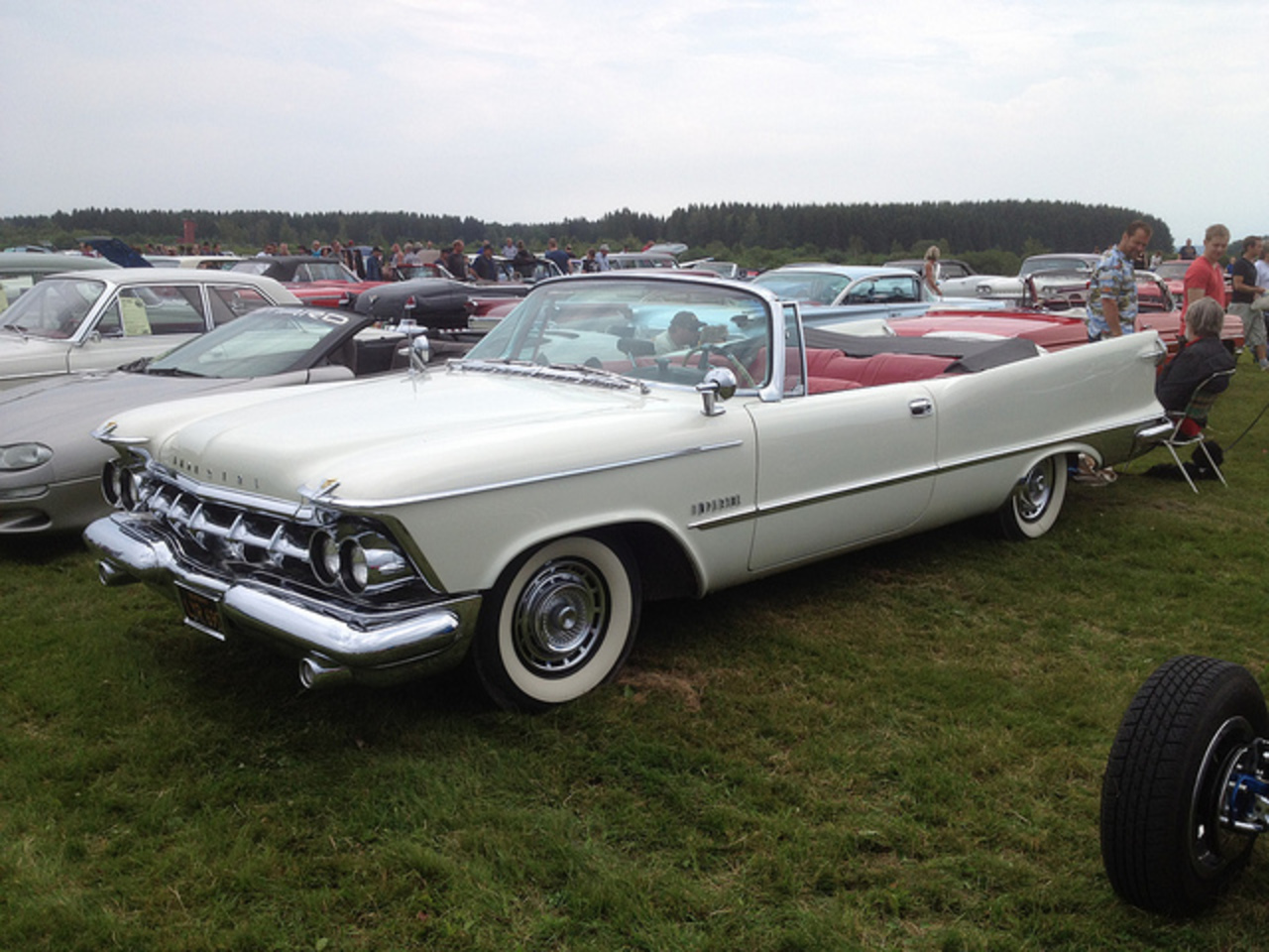 Chrysler Imperial Crown 1959 Car meet FalkÃ¶ping Sweden 2012-07-28 ...
