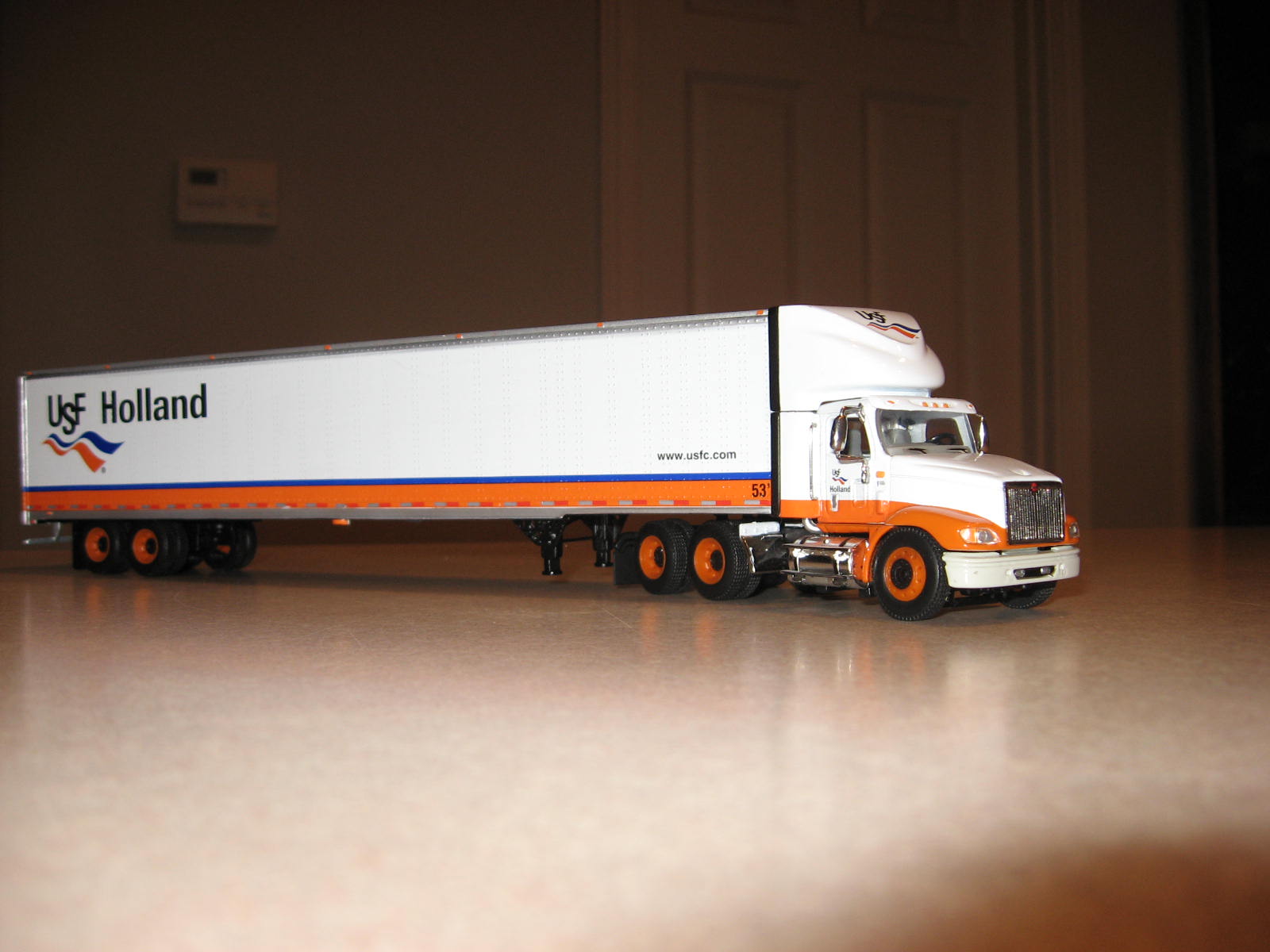 USF Holland International 9100 Daycab, DCP | Flickr - Photo Sharing!