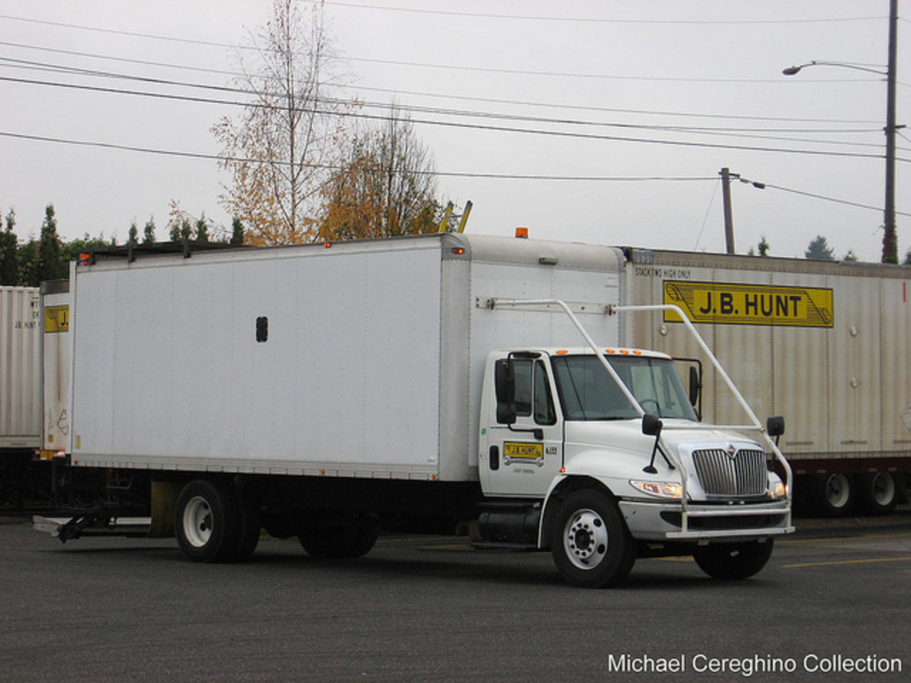 J.B. Hunt International 4300 service truck | Flickr - Photo Sharing!