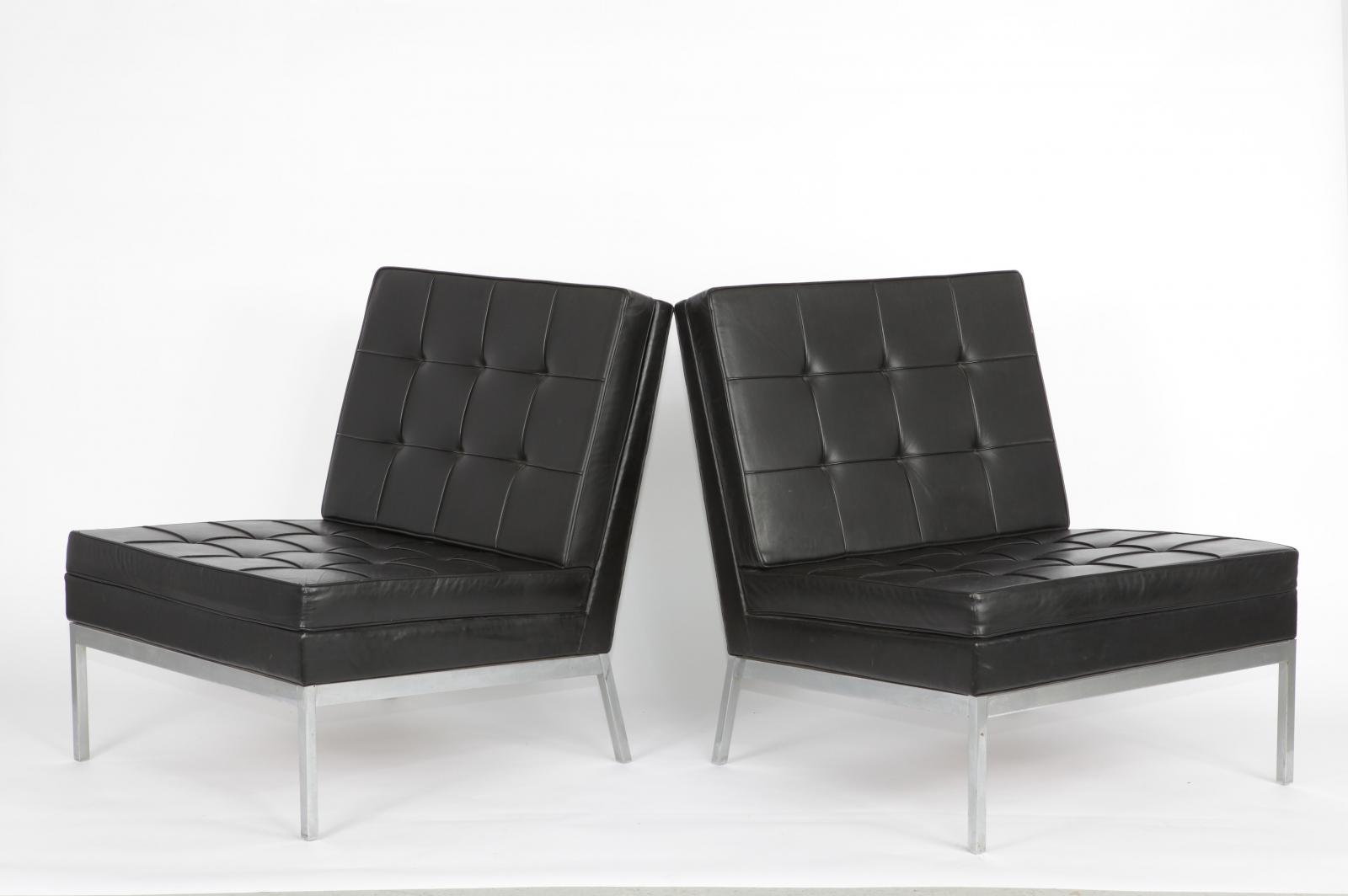 AreaNeo | Pair of lounge chairs in black leather - Lauritz.com ...