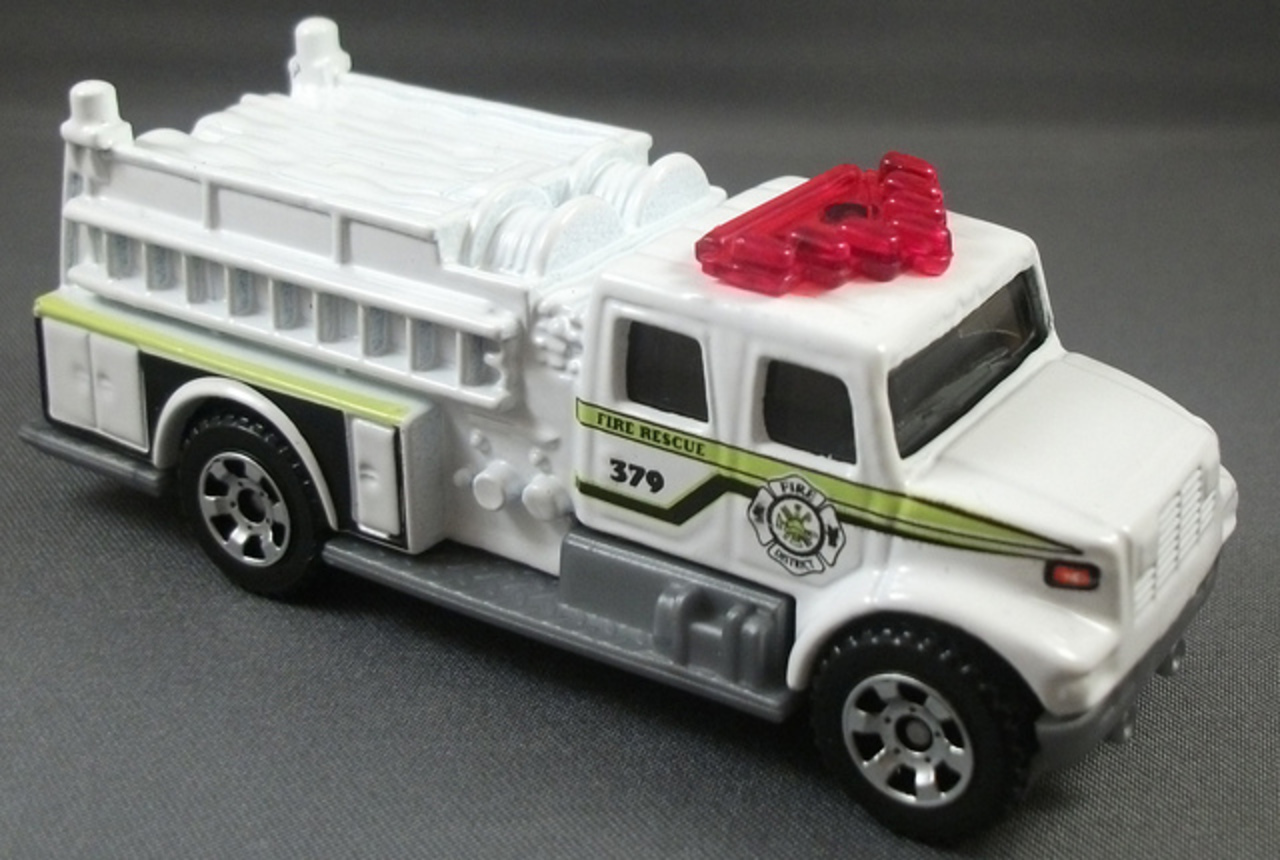 Flickr: The Matchbox/Hot Wheels fire trucks, and ambulances Pool