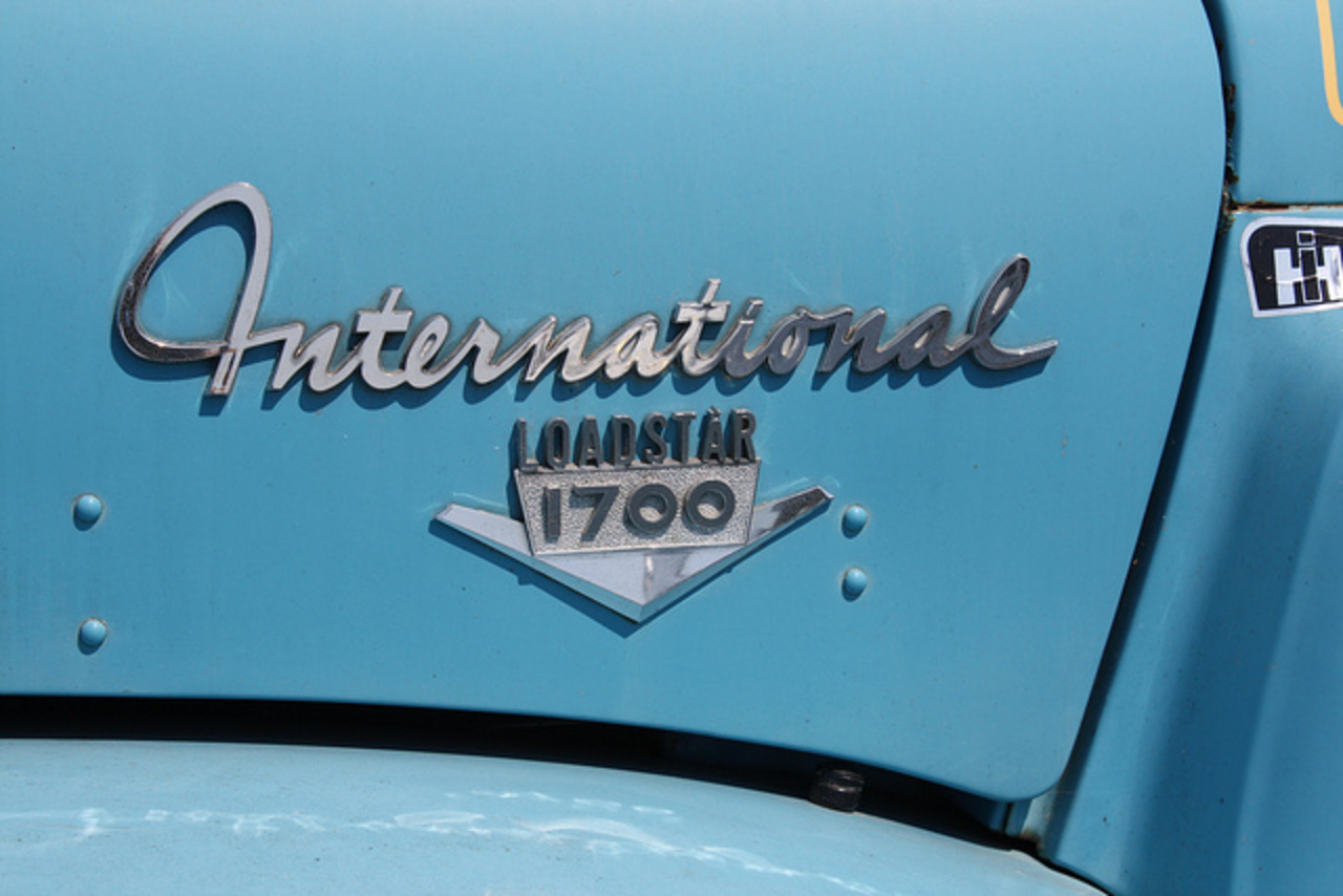 1966 International Loadstar 1700 Tractor | Flickr - Photo Sharing!