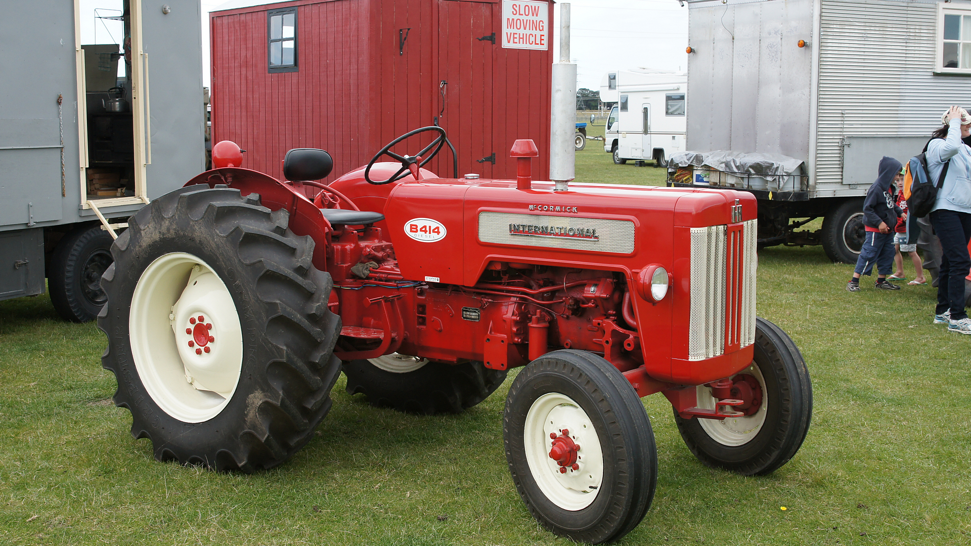 1962 McCormick International B-414 Tractor. | Flickr - Photo Sharing!