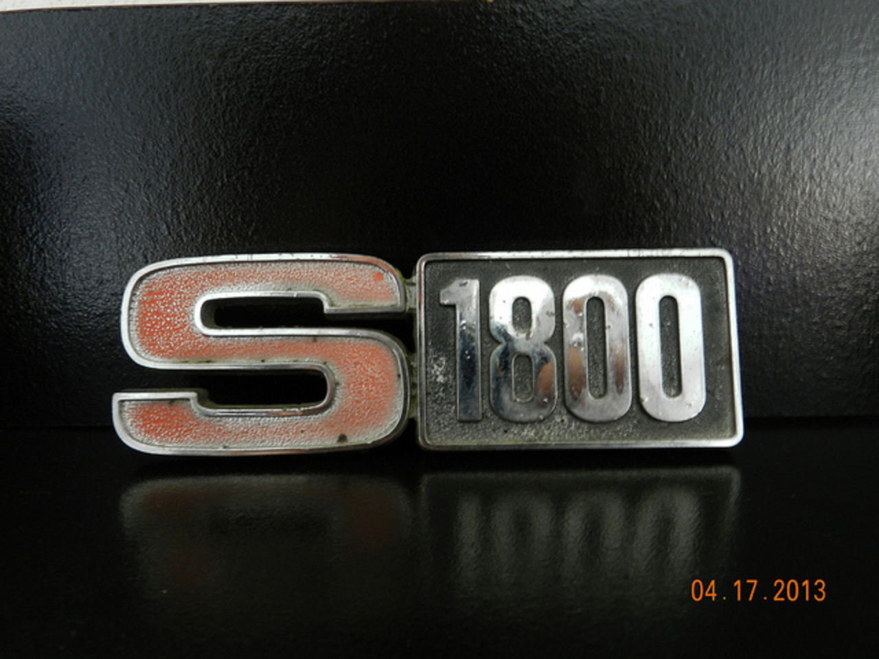 International S-1800 Emblem | Flickr - Photo Sharing!