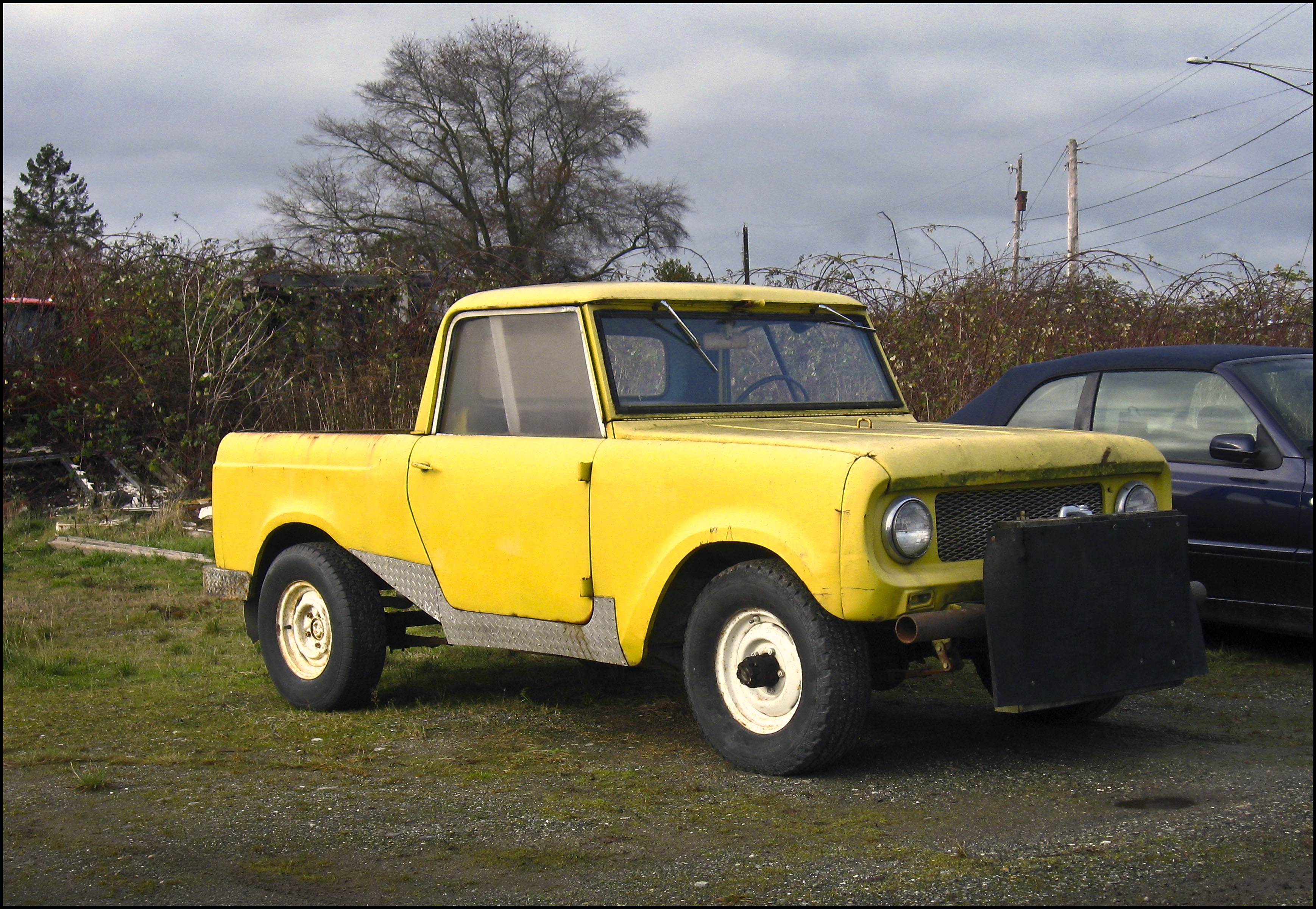 Yellow International Scout | Flickr - Photo Sharing!