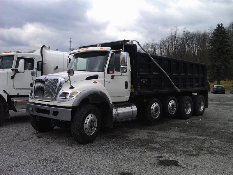 2006 INTERNATIONAL 7700 Quad Axle Dump Truck for Sale in OH - #