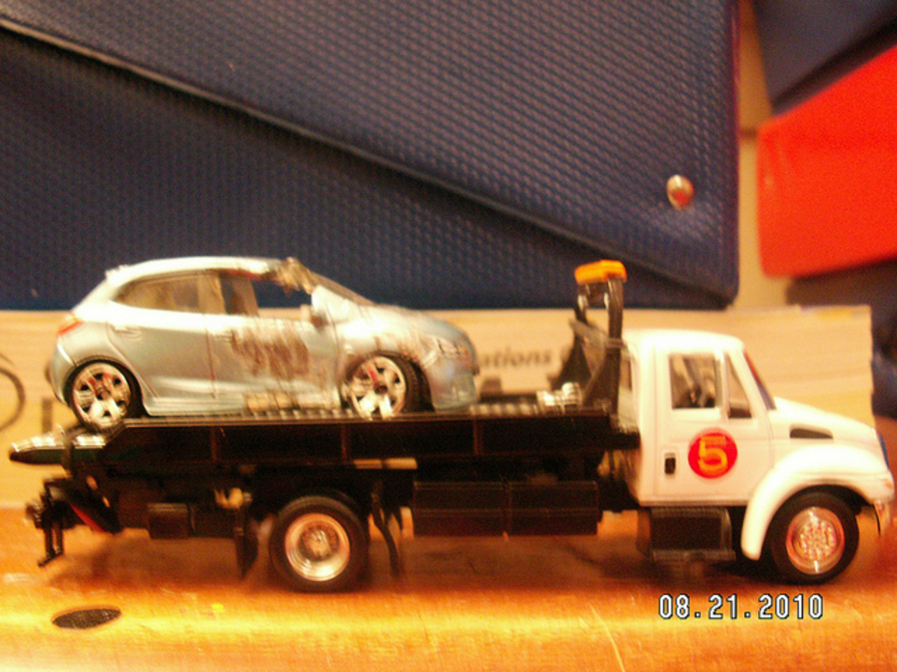 Jada Toys 2008 International 4400 Durastar Rollback Tow Truck w ...